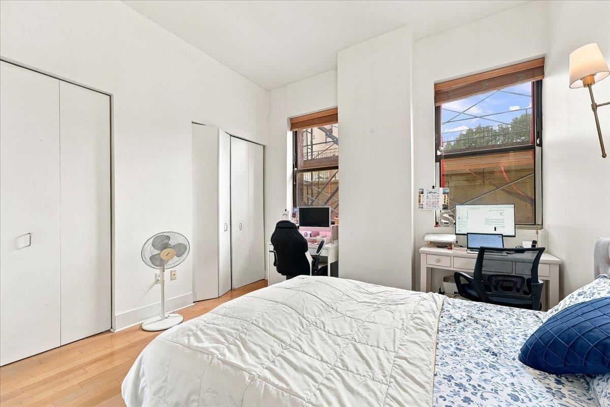 4 BEACON WAY Unit: 14