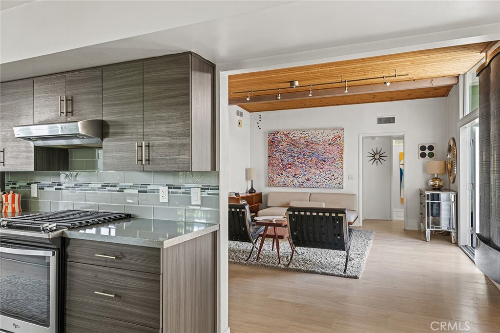 34240 Camino El Molino