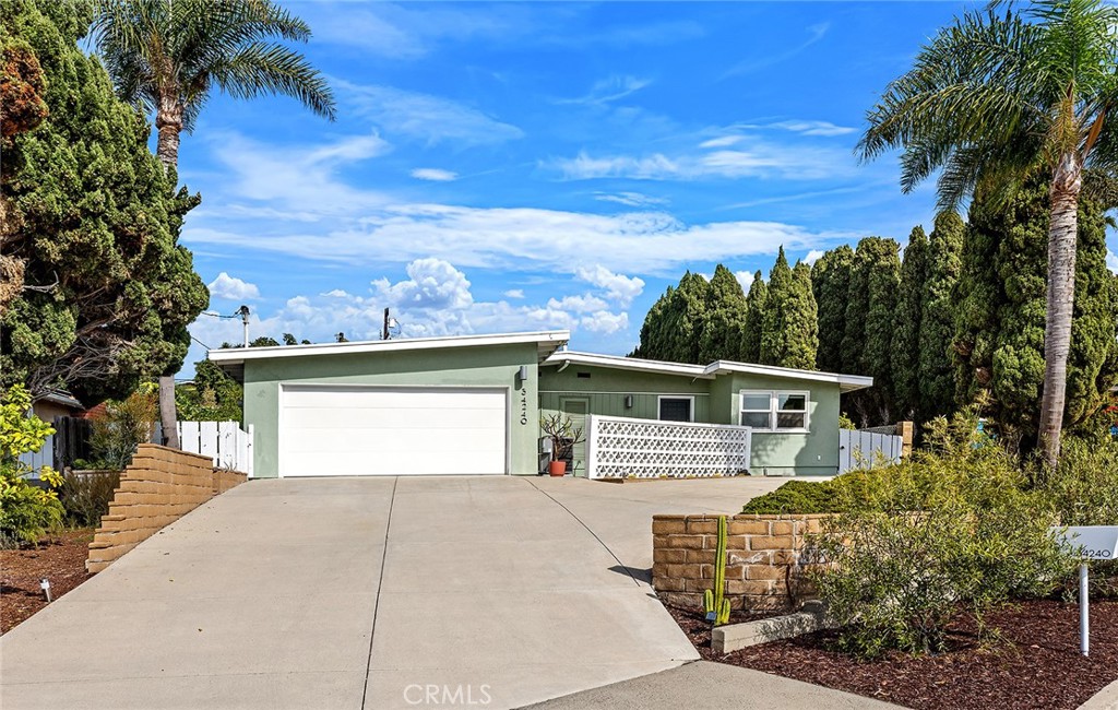 34240 Camino El Molino