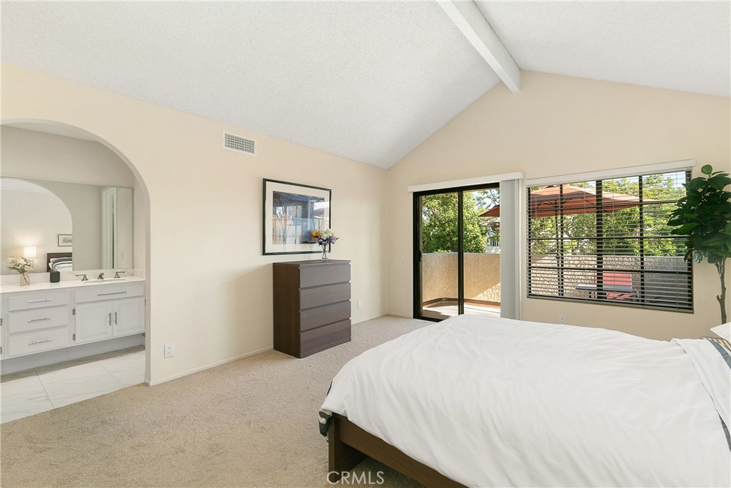 26141 Via Monterey