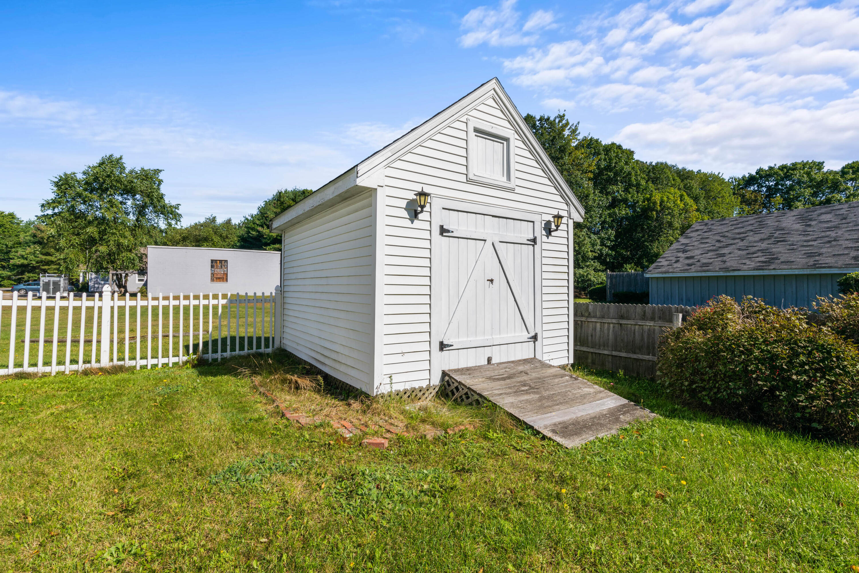 262 Black Point Road