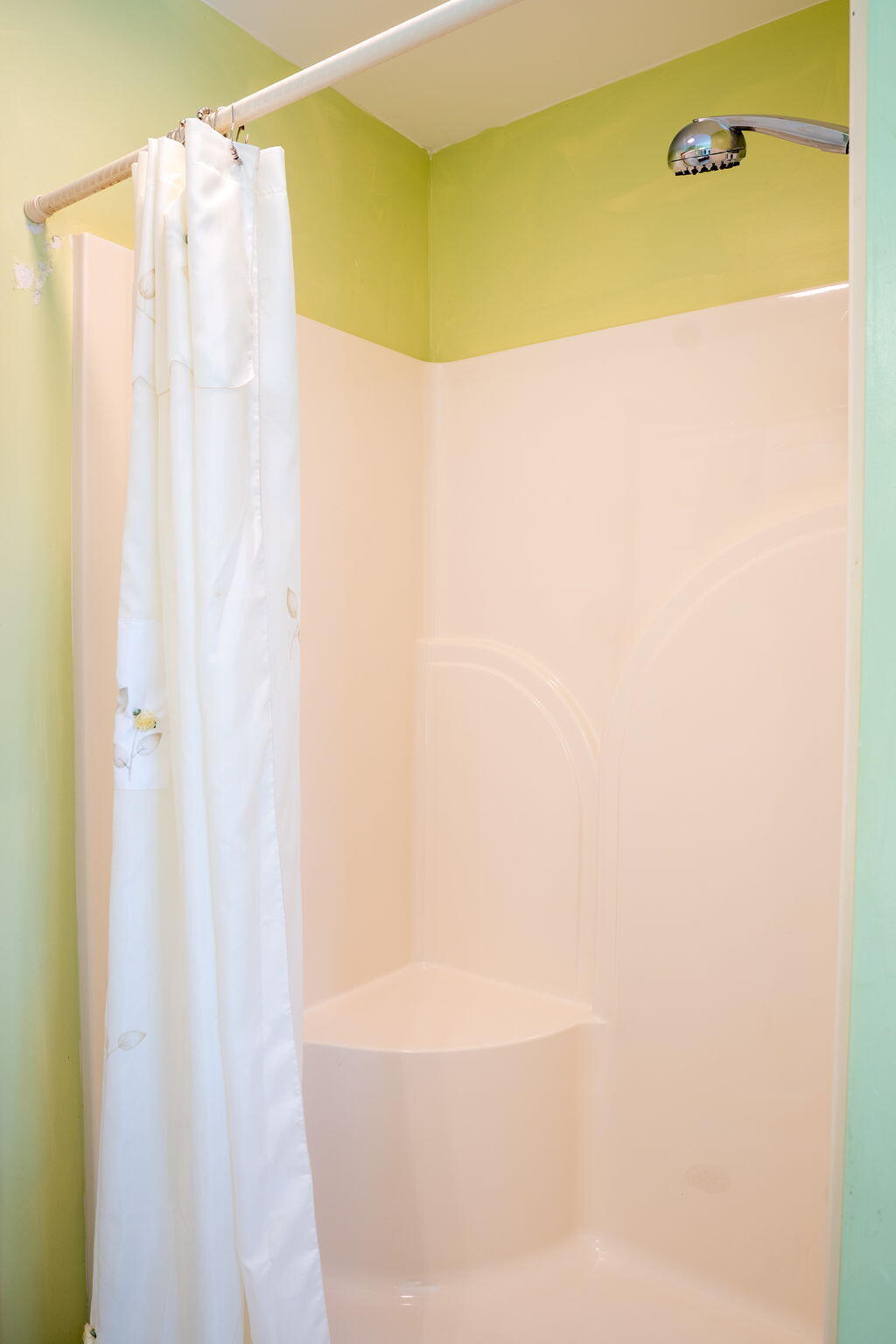 75 Aquamarine Court, 75