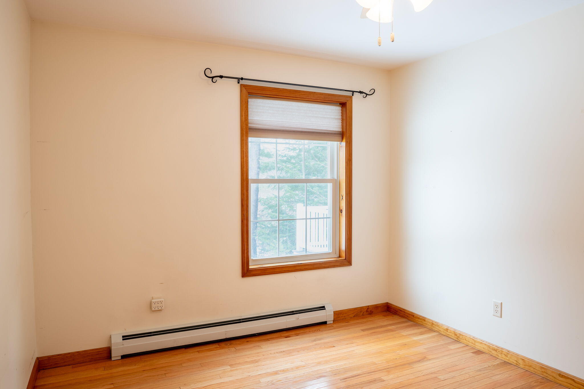 75 Aquamarine Court, 75