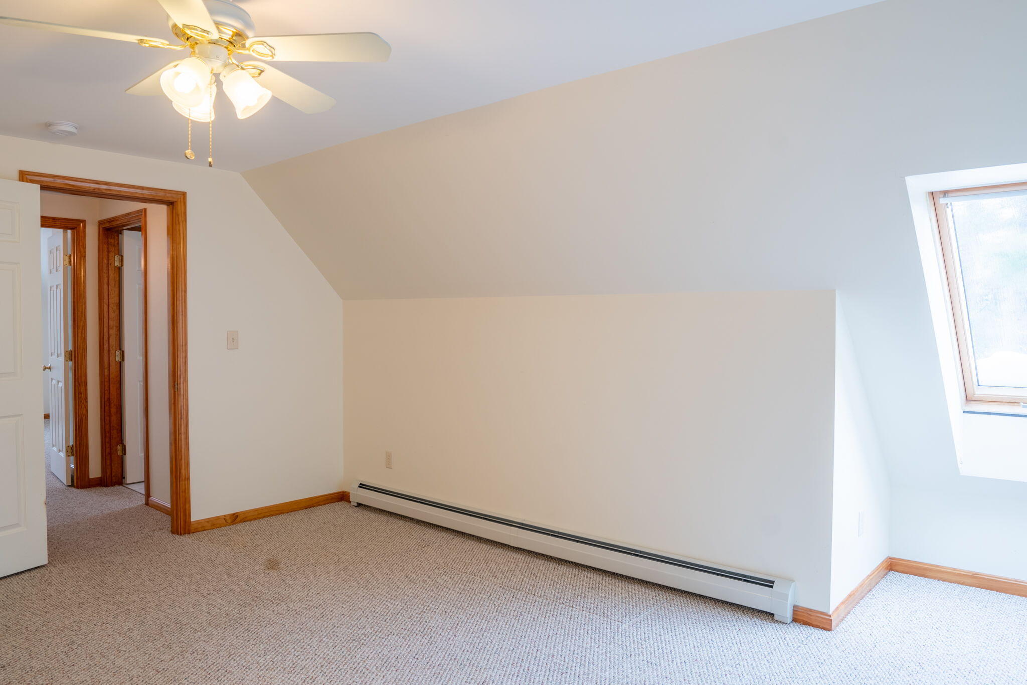 75 Aquamarine Court, 75