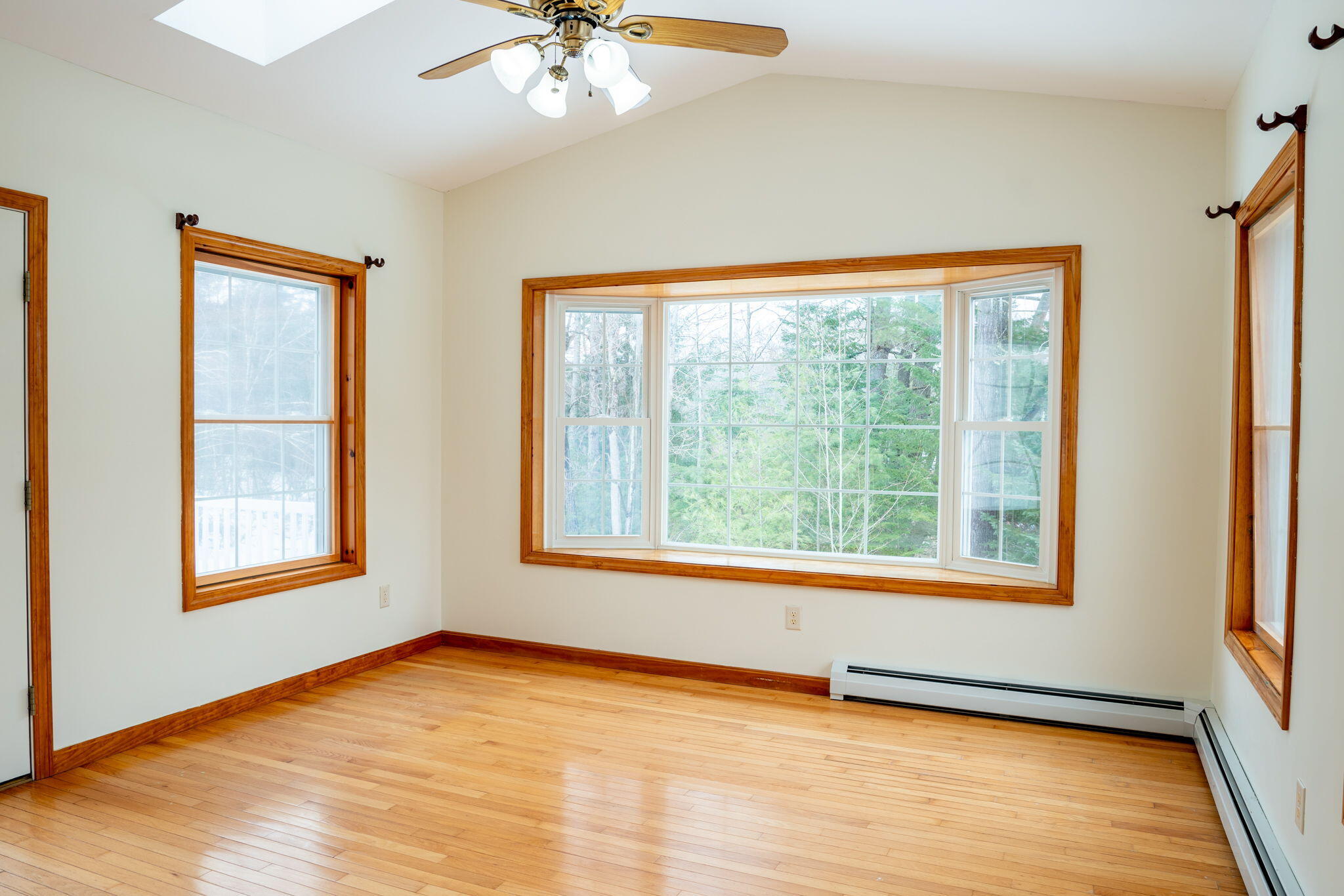 75 Aquamarine Court, 75