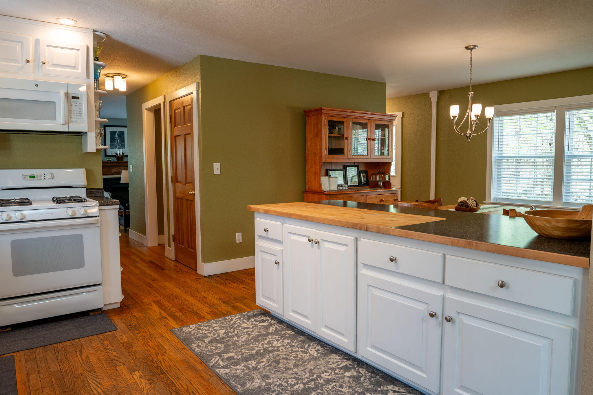 638 Clarks Woods Road