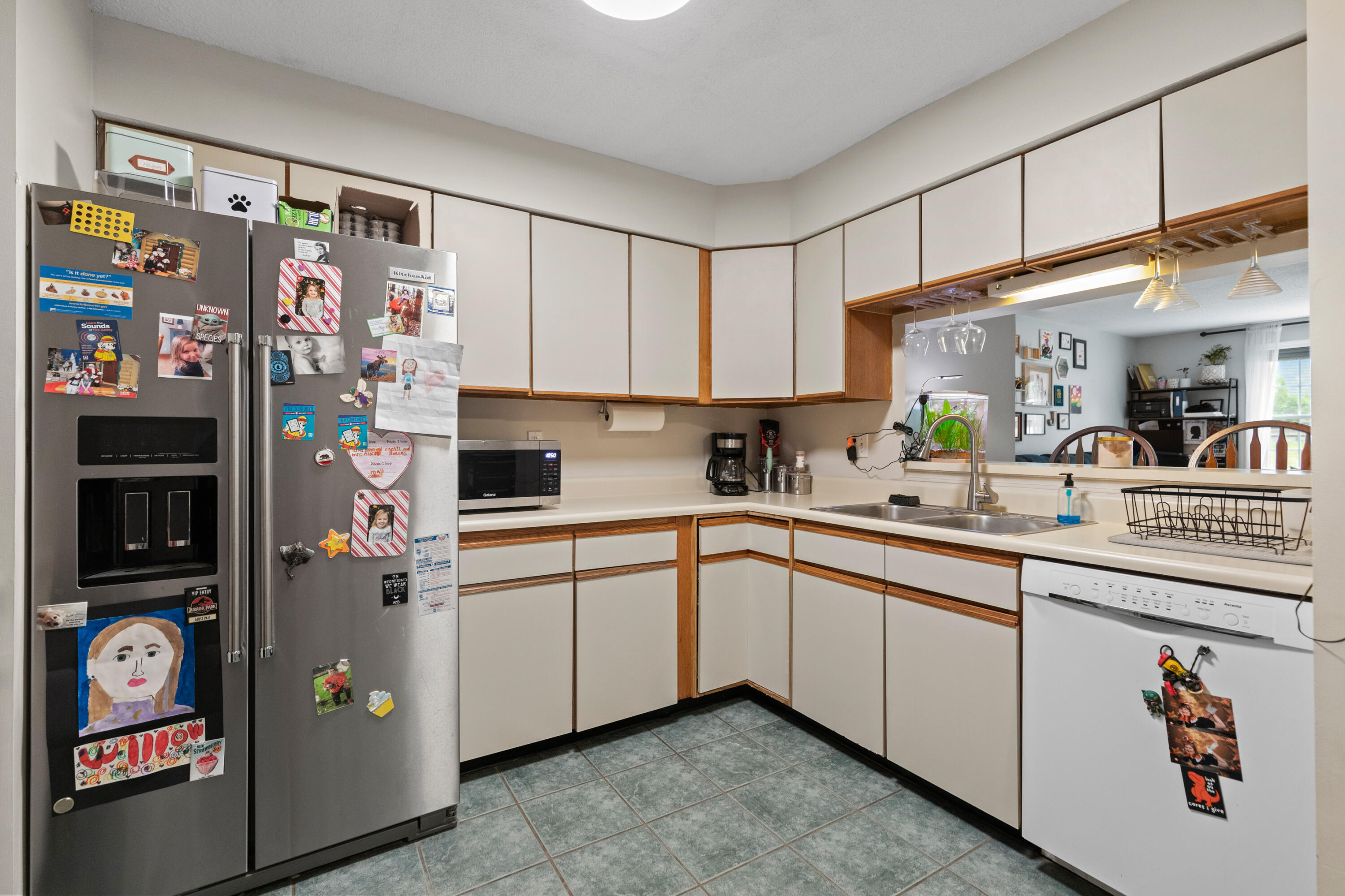 161 Saco Avenue, 205