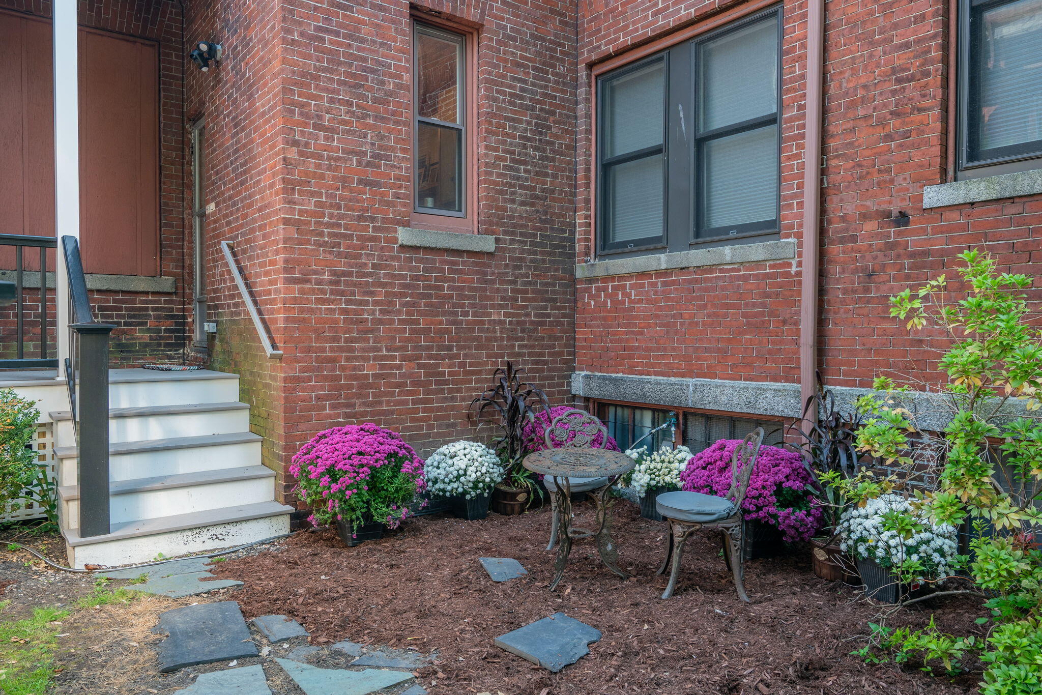 10 Deering Street, 3