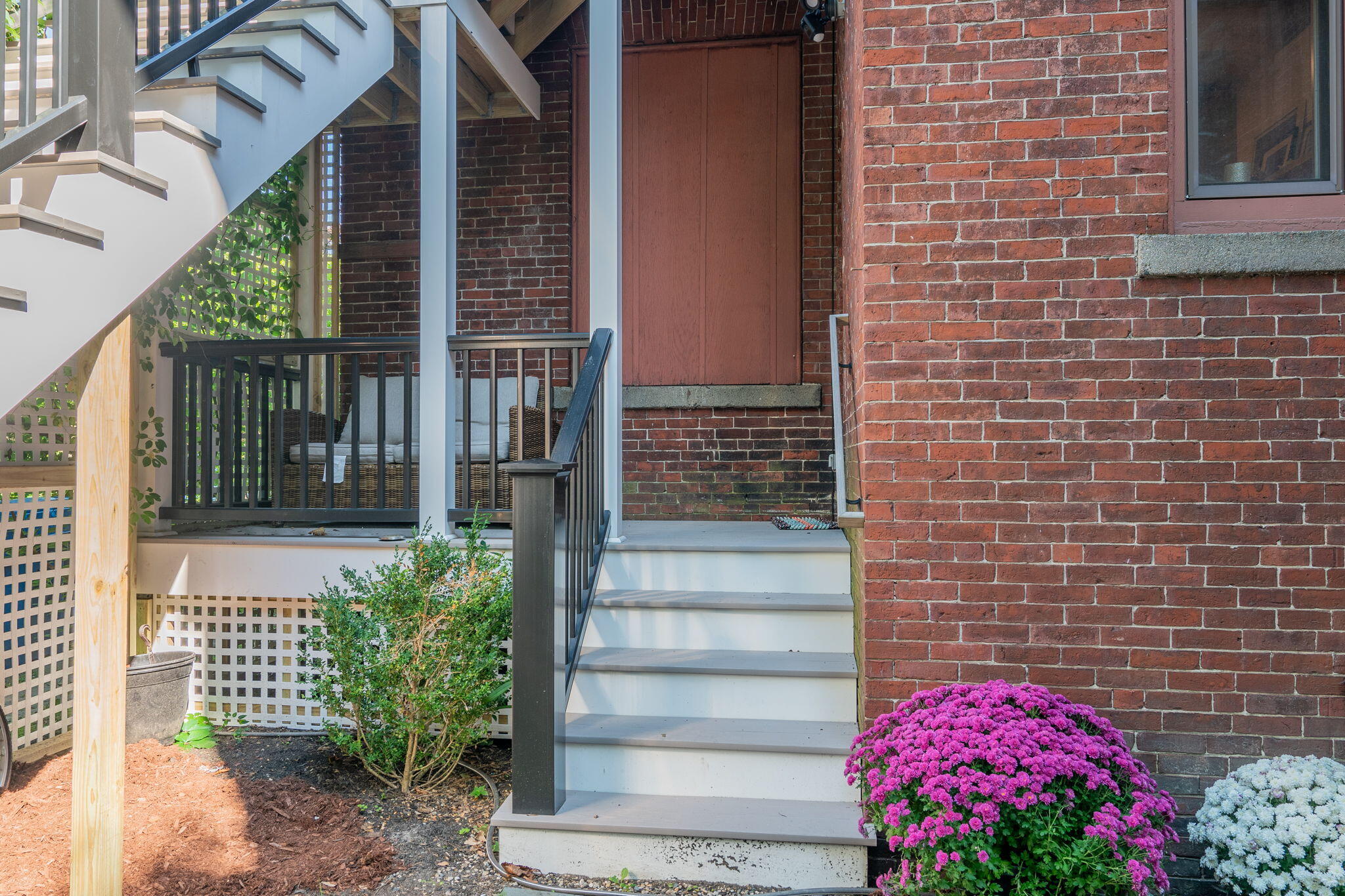 10 Deering Street, 3