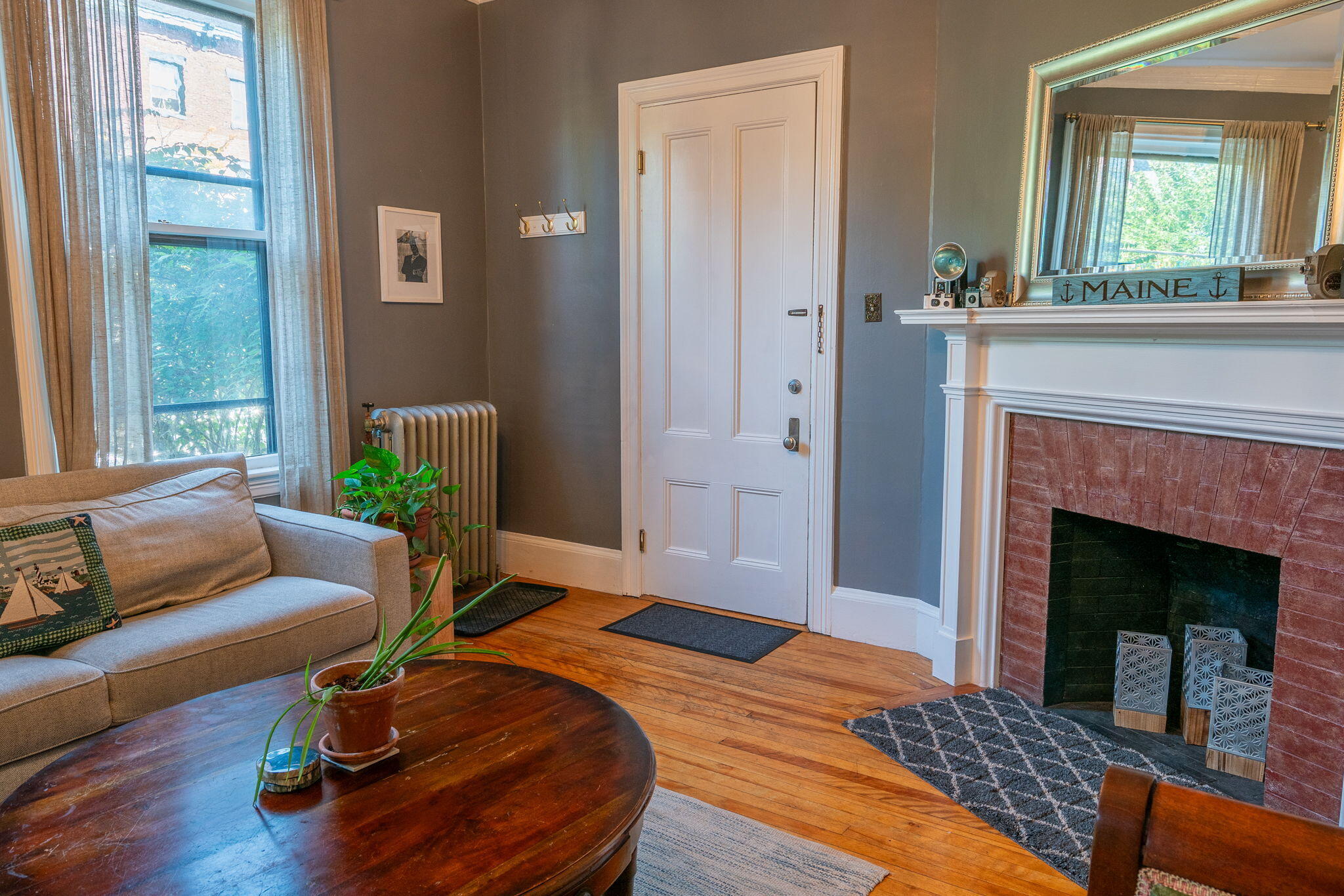 10 Deering Street, 3