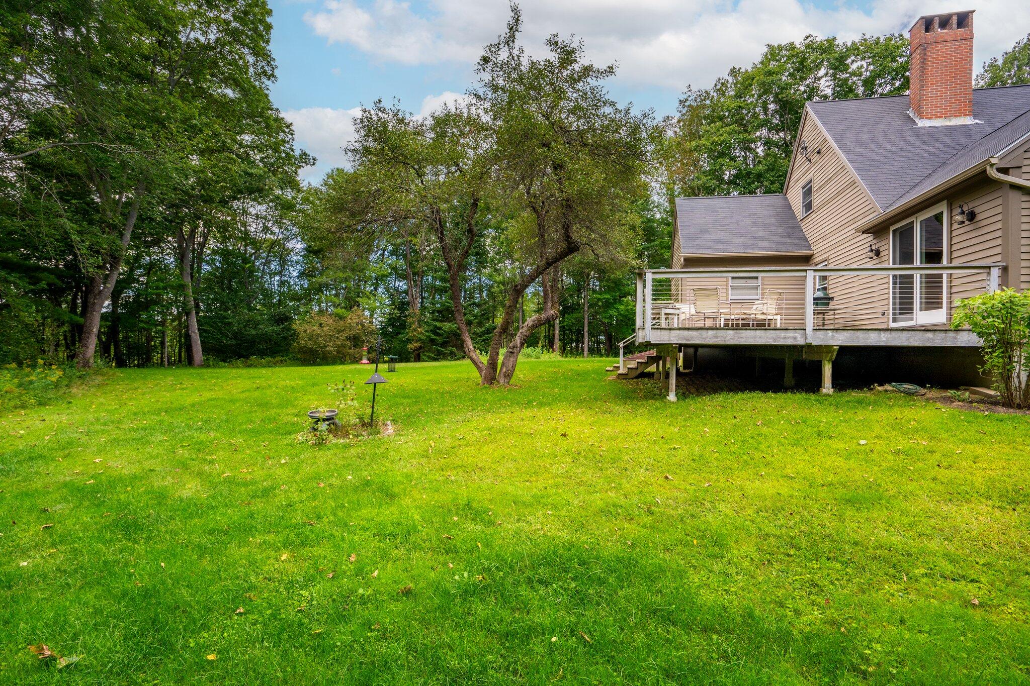 4 Bishop Farm Road