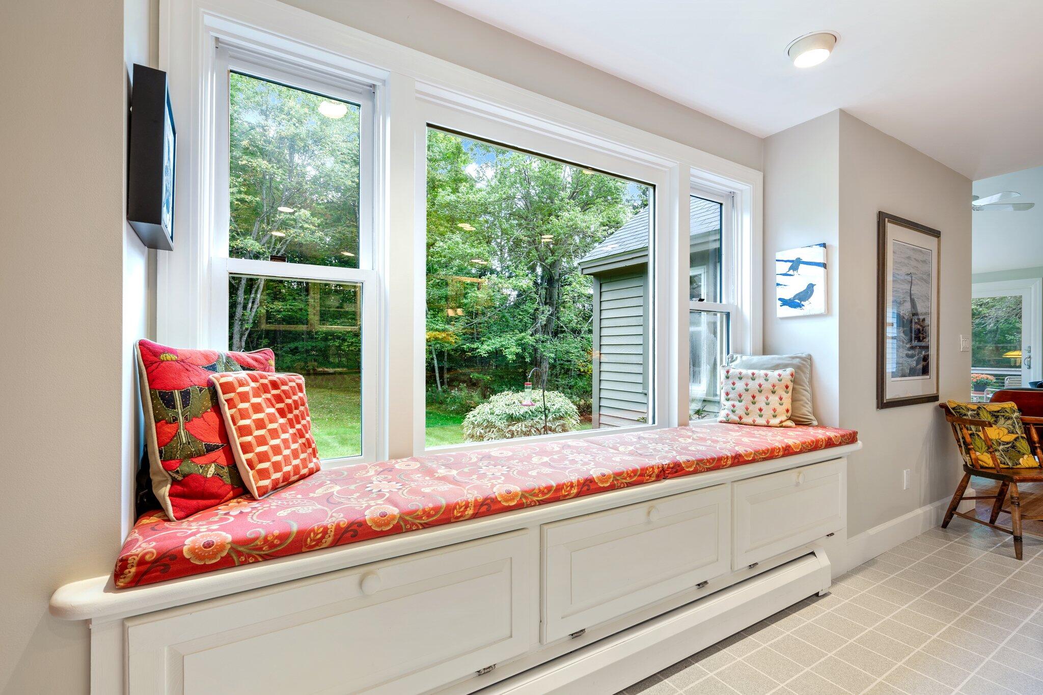 4 Bishop Farm Road