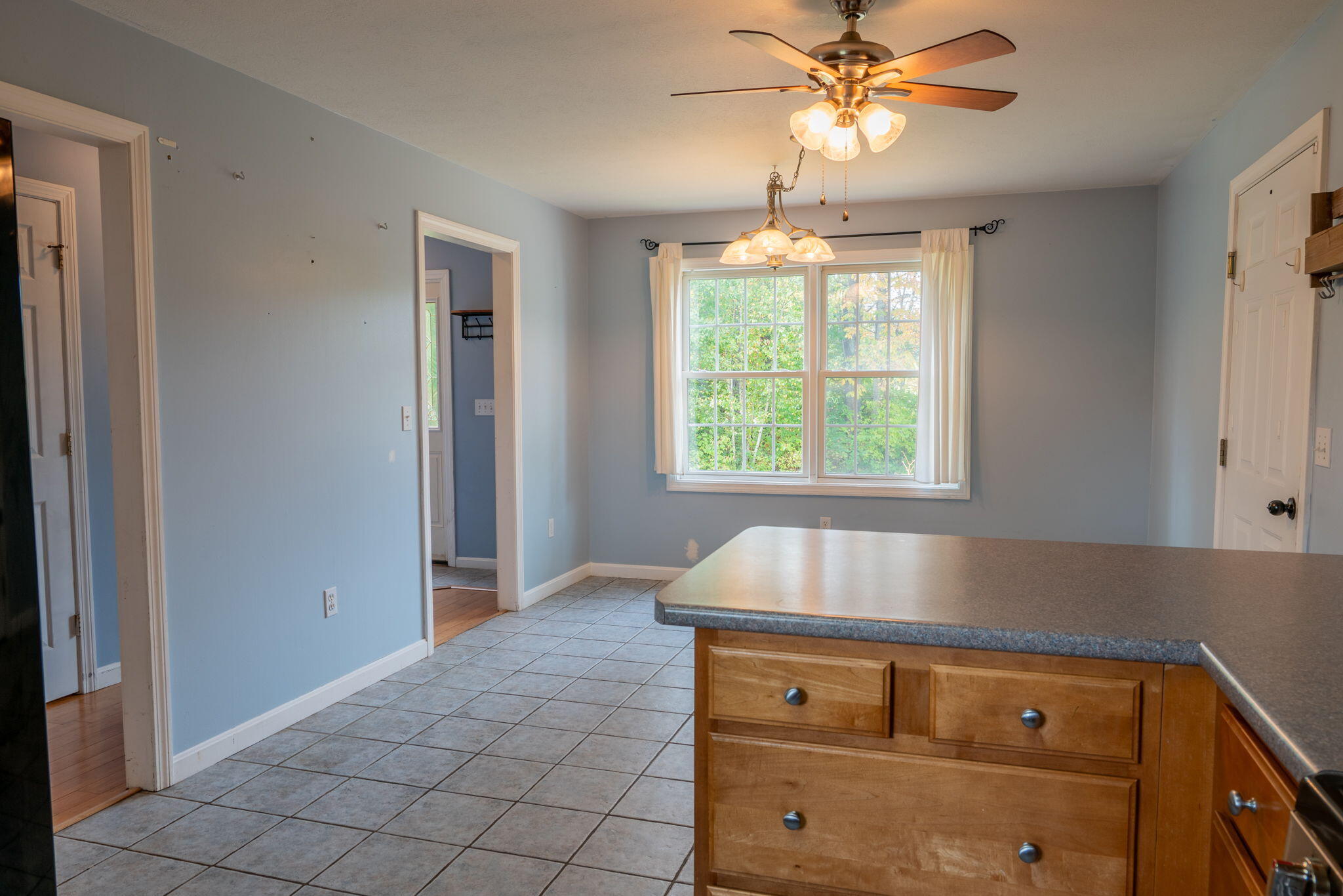 835 River Road