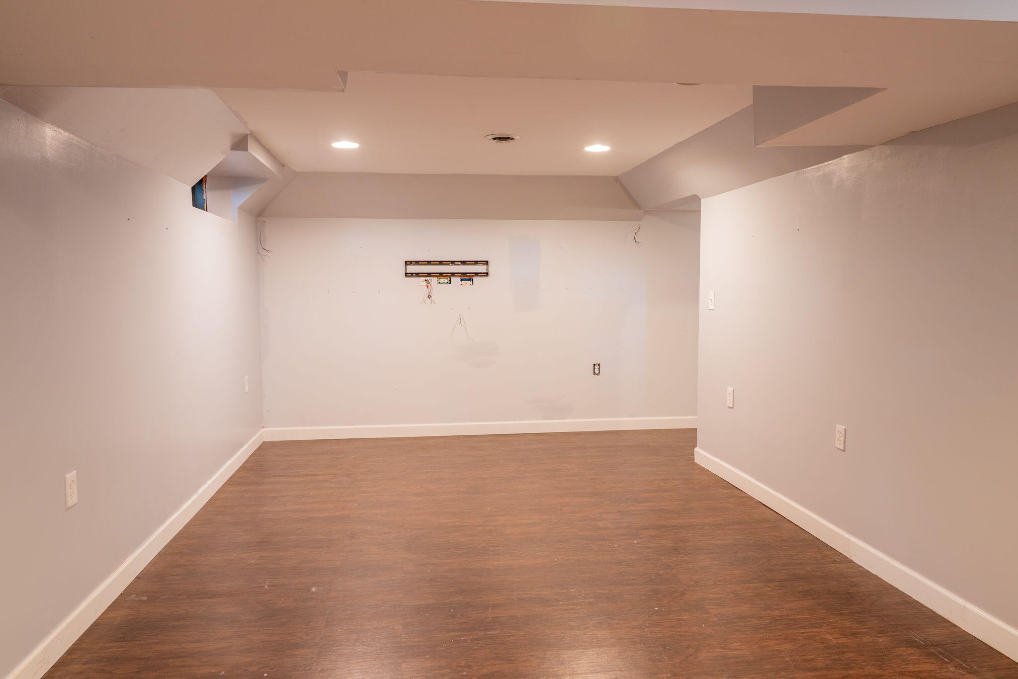 835 River Road