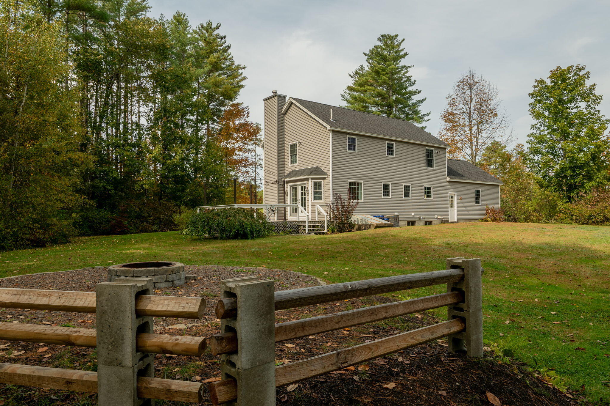 835 River Road