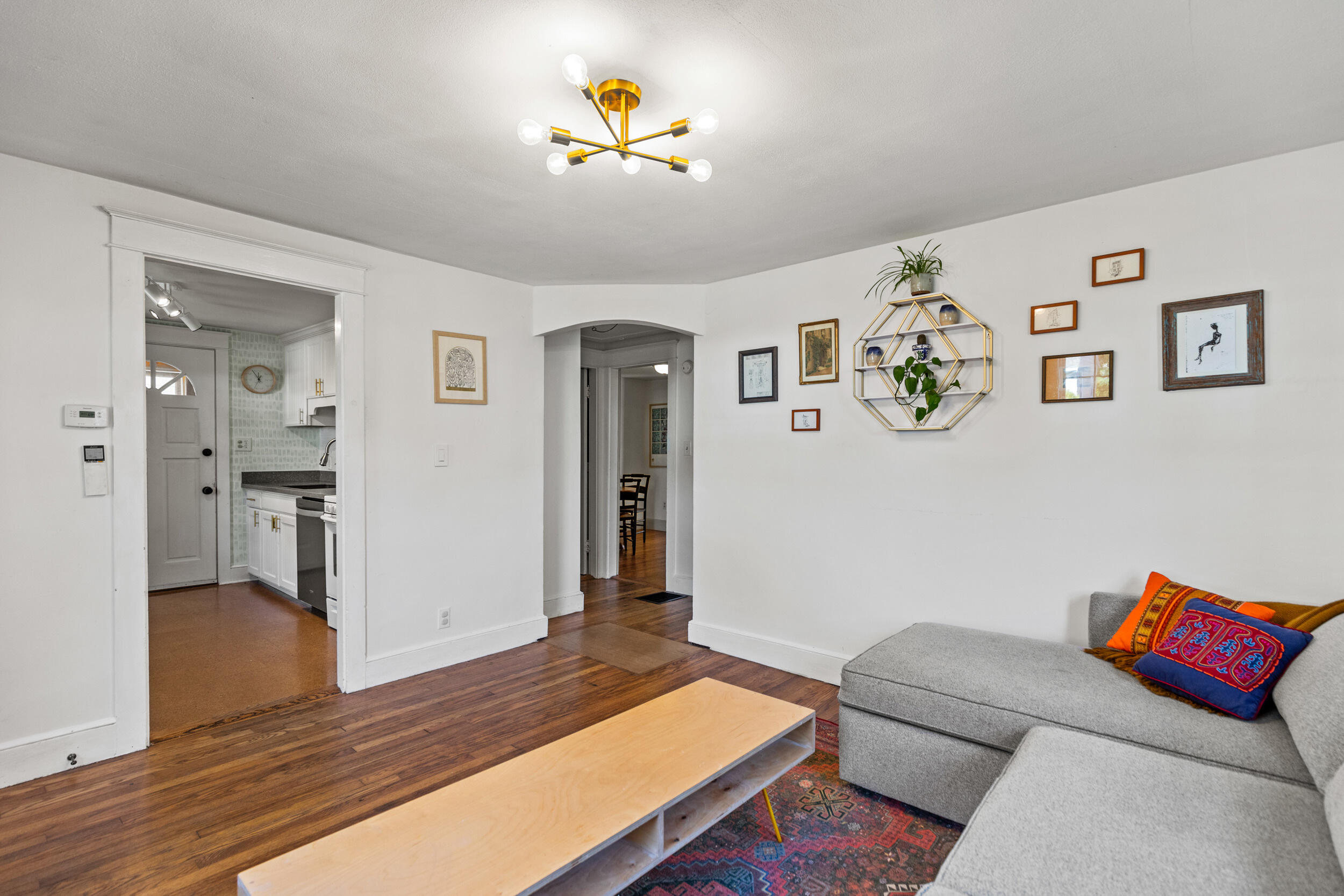102 Wellington Road