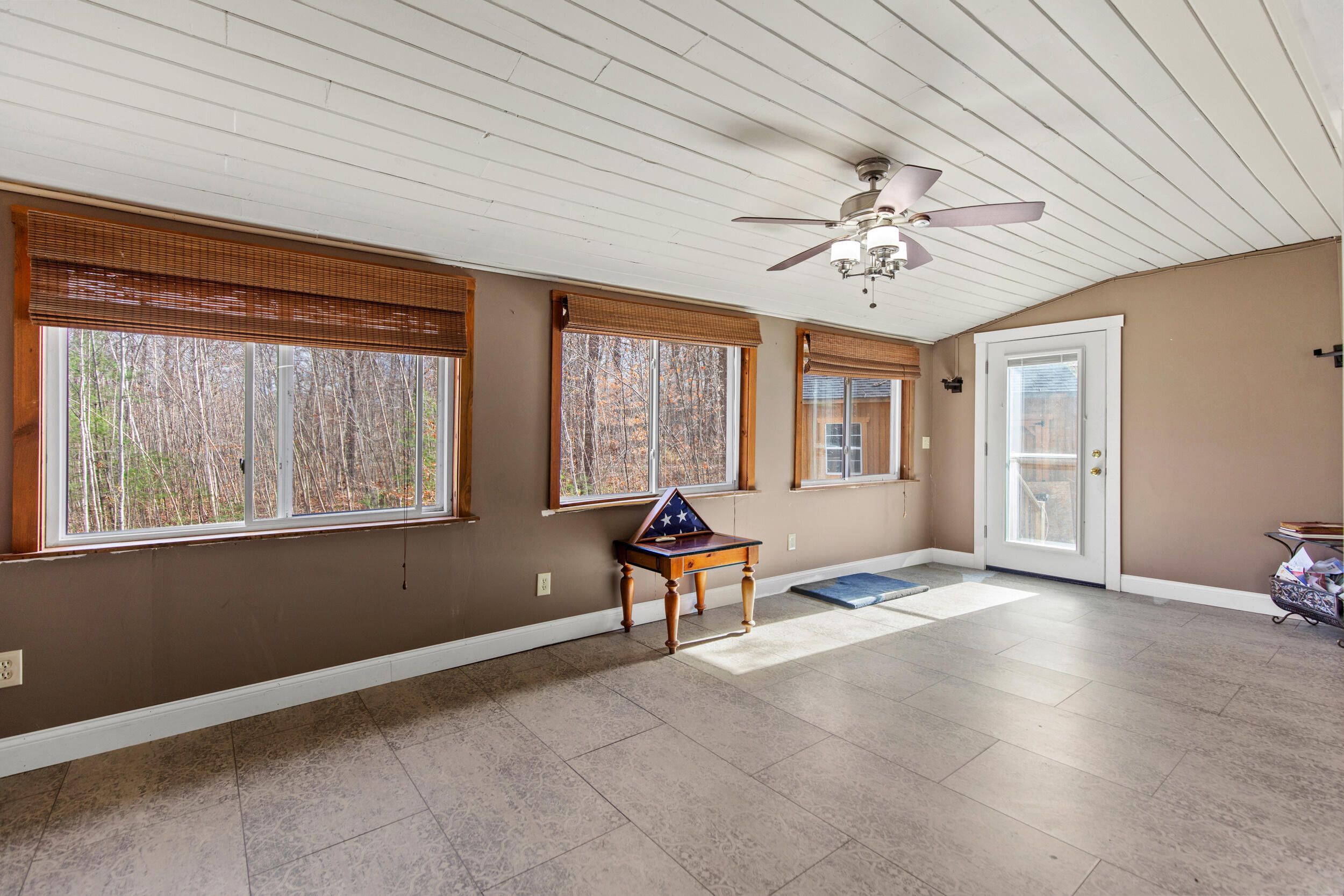 152 Thompson Lake Shores Road