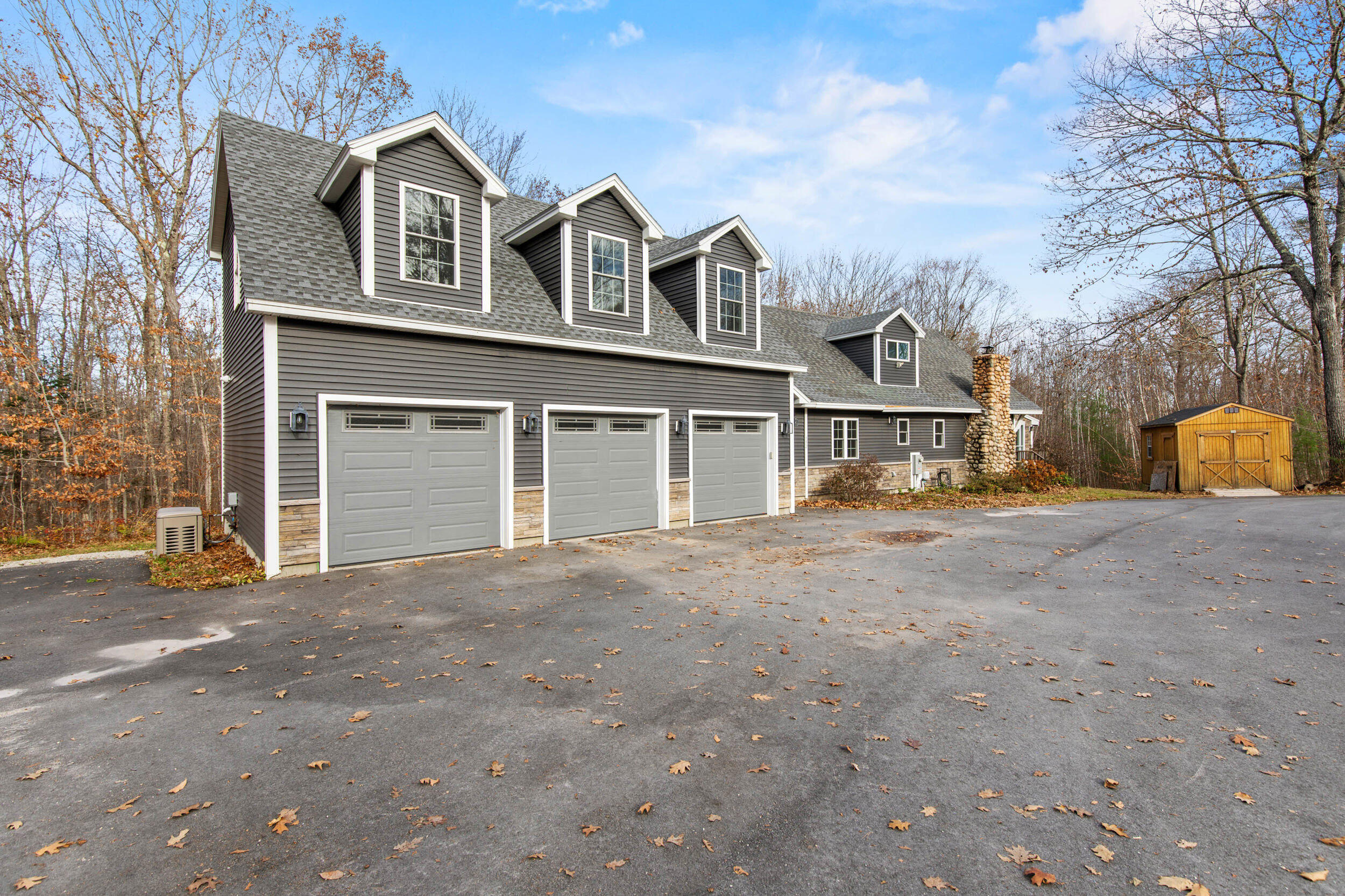 152 Thompson Lake Shores Road