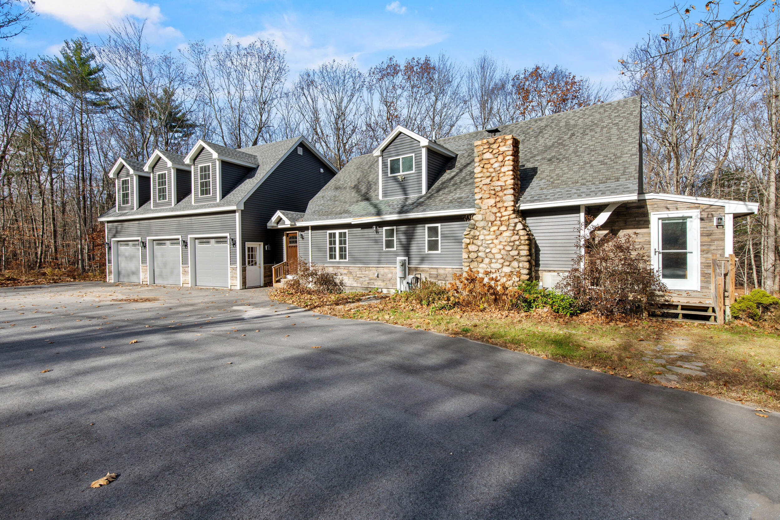 152 Thompson Lake Shores Road