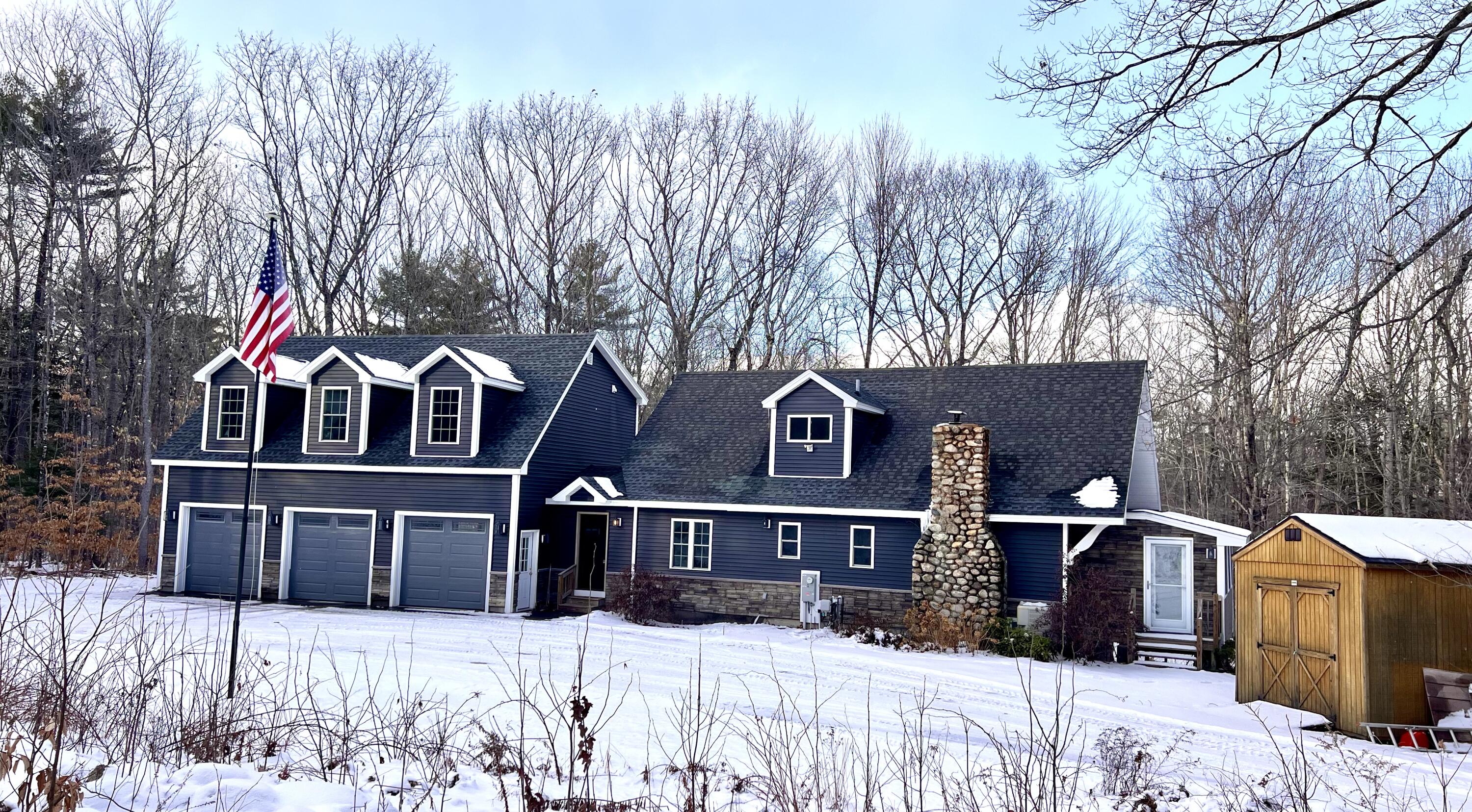 152 Thompson Lake Shores Road