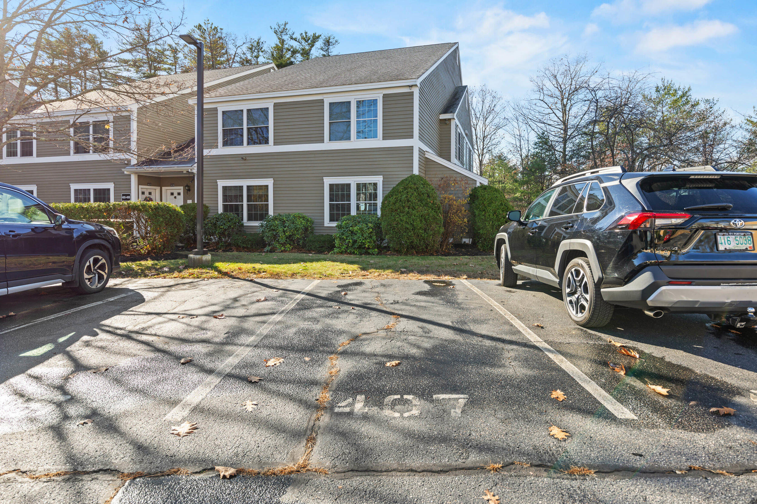 161 Saco Avenue, 407