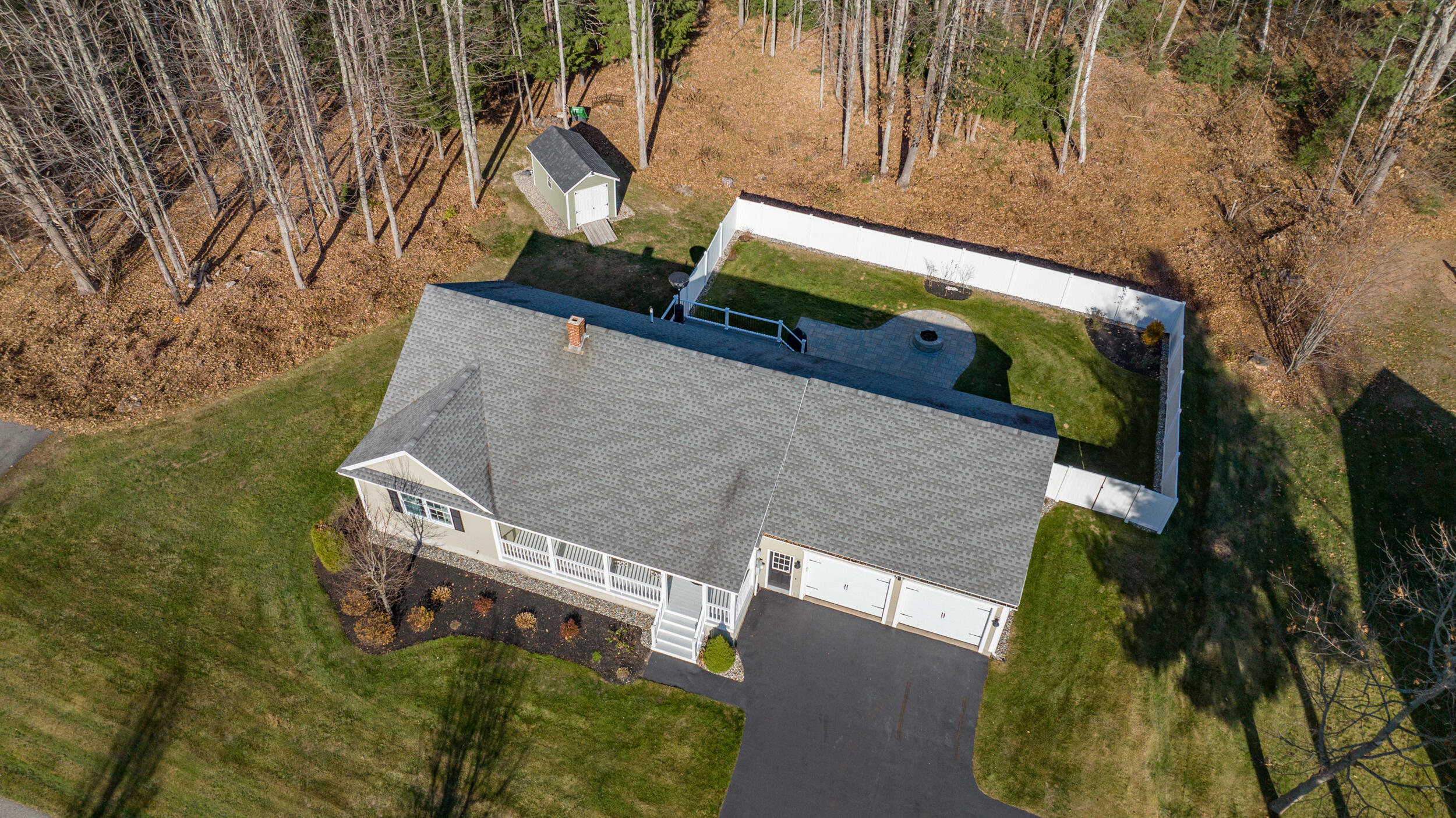 44 Woodman Avenue