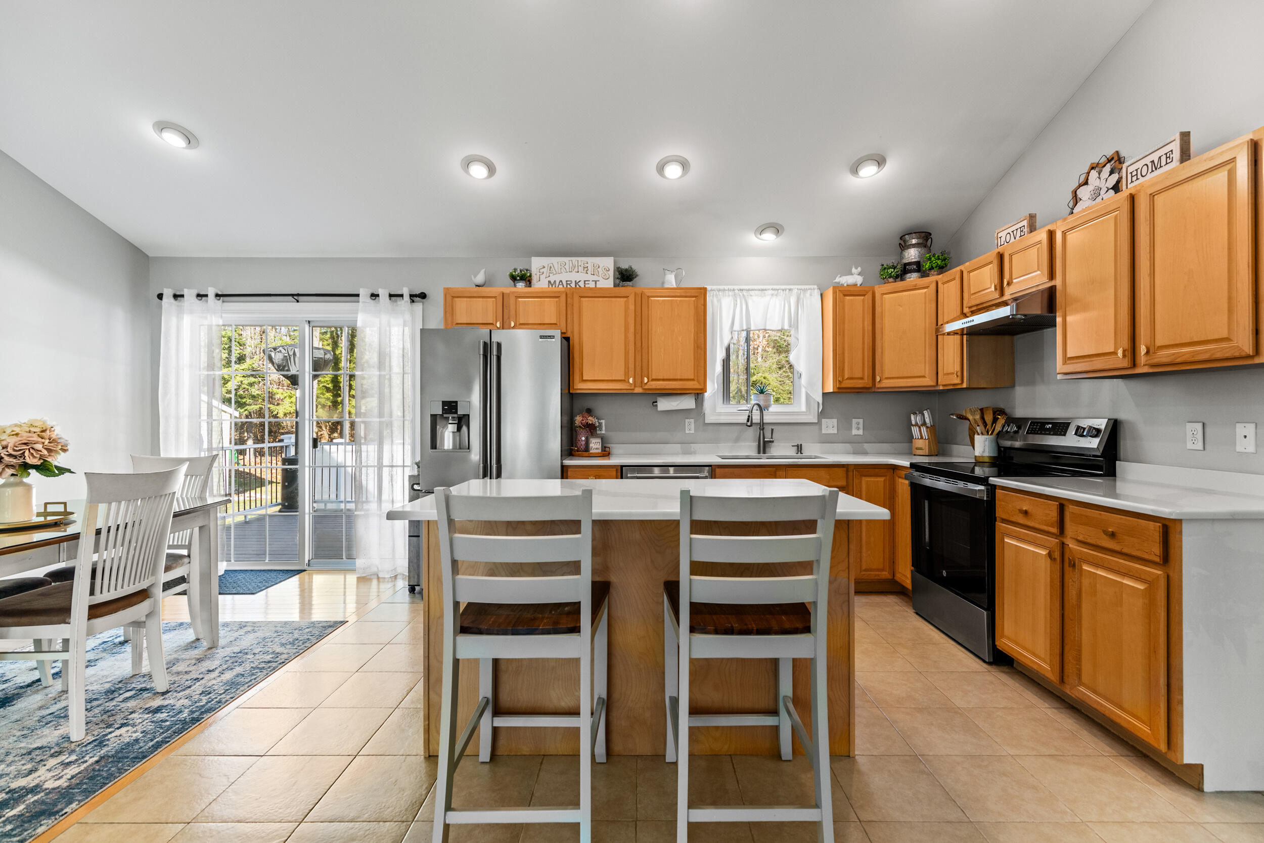 44 Woodman Avenue