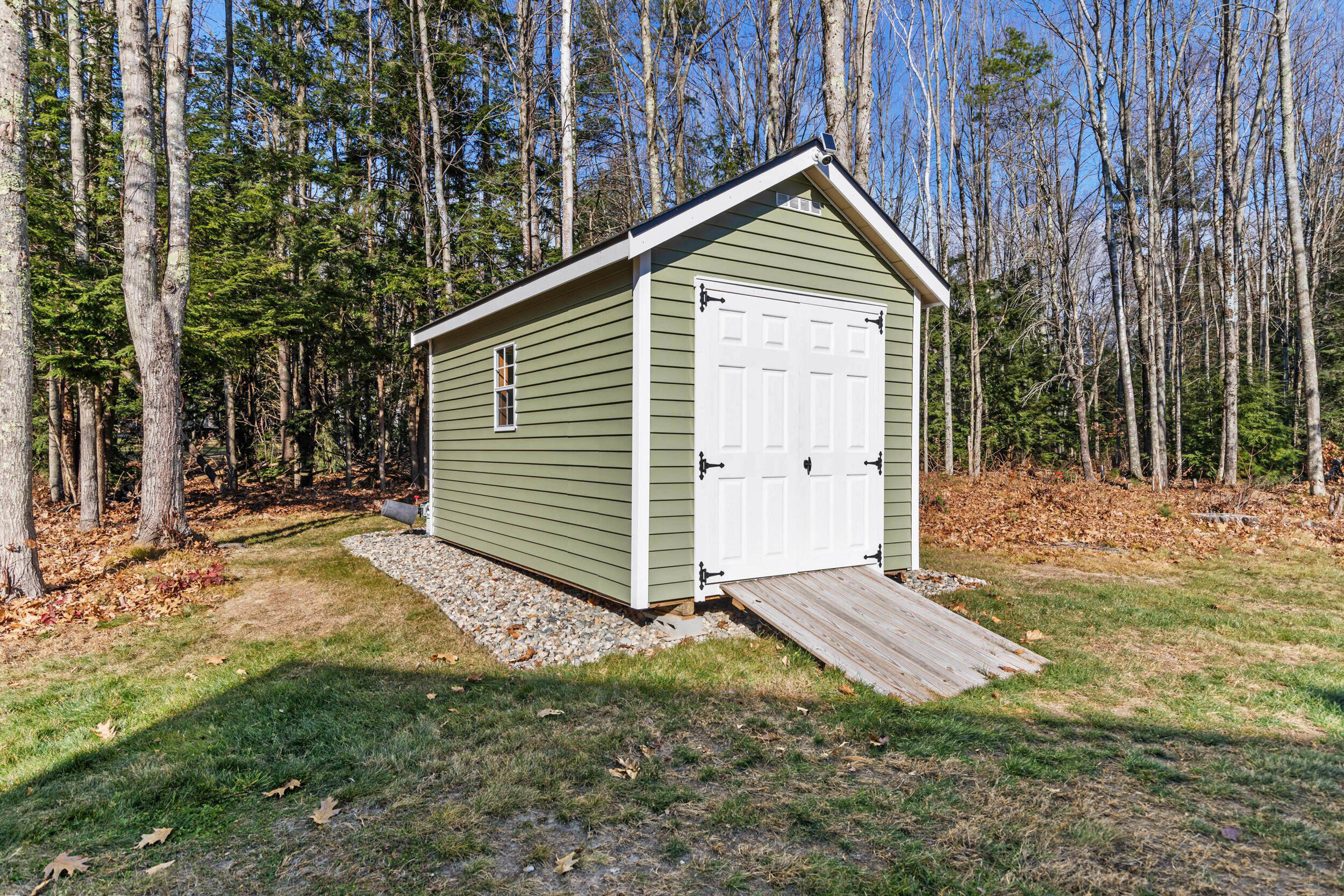 44 Woodman Avenue