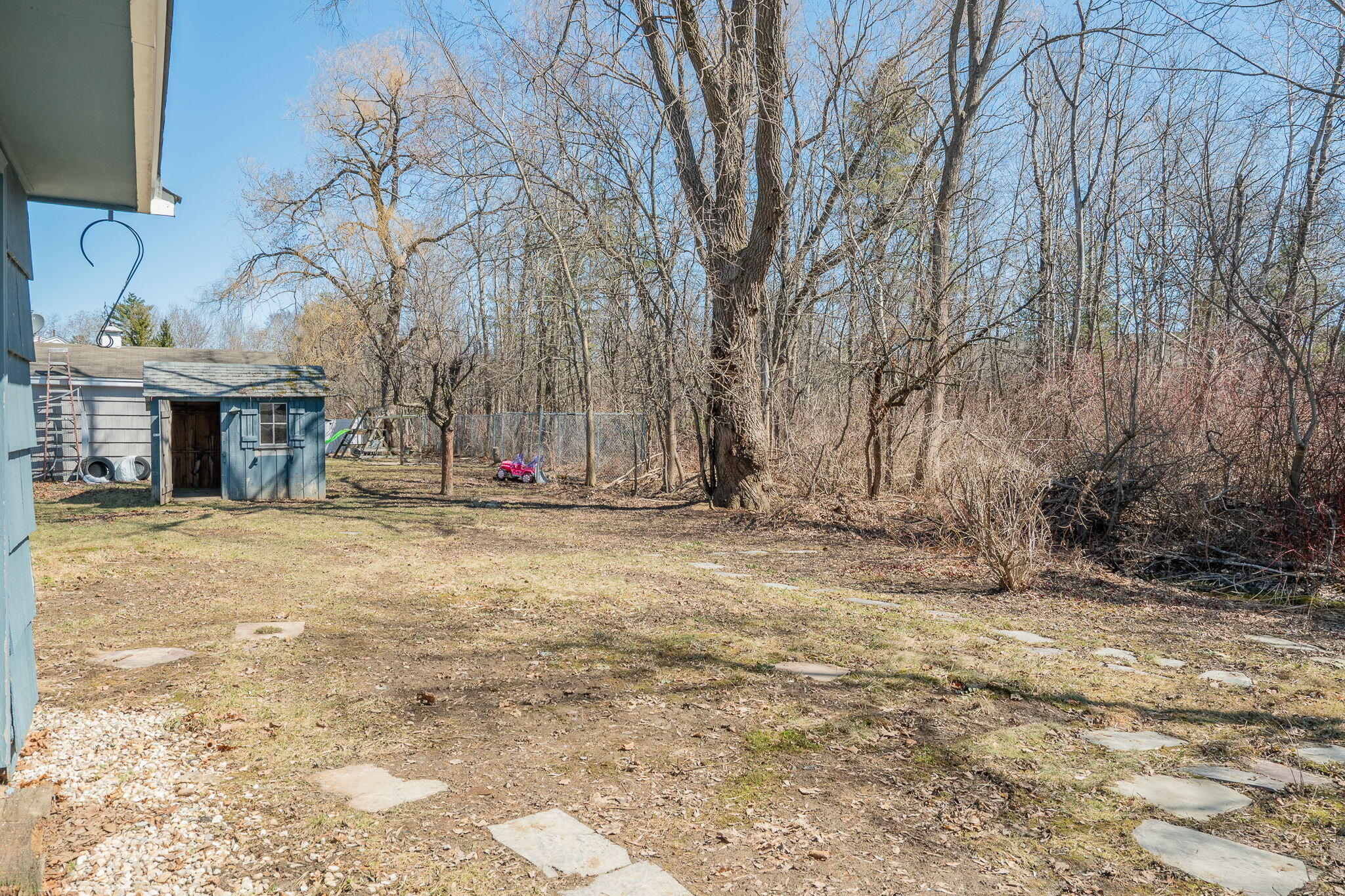 9 Wayside Road
