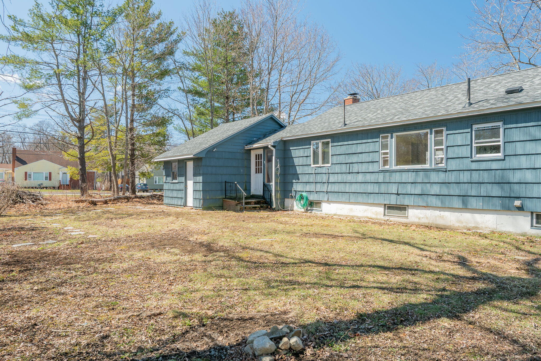 9 Wayside Road