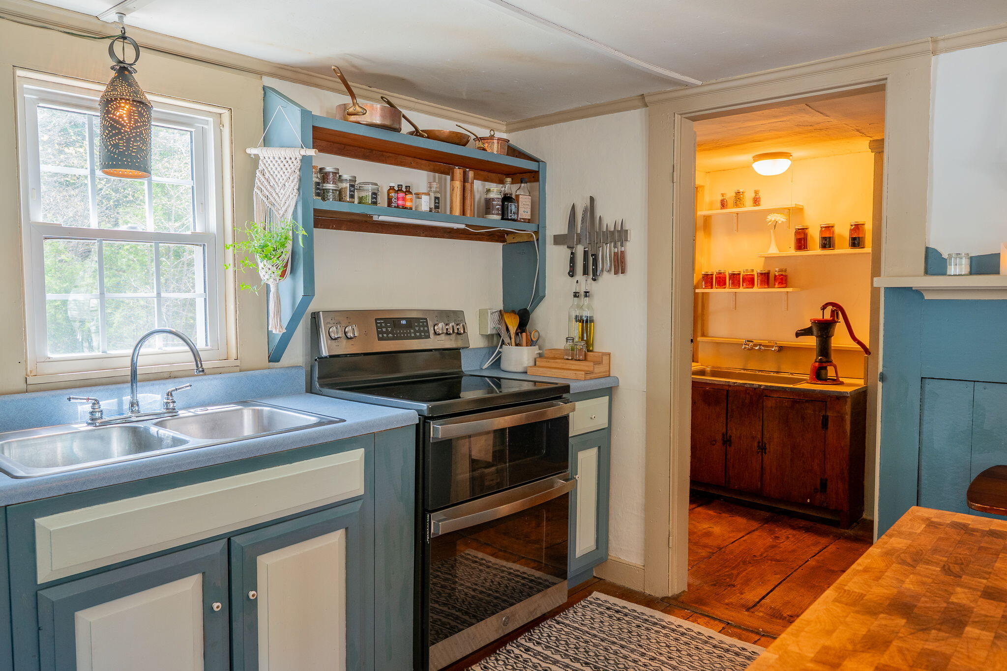 1744 Acton Ridge Road