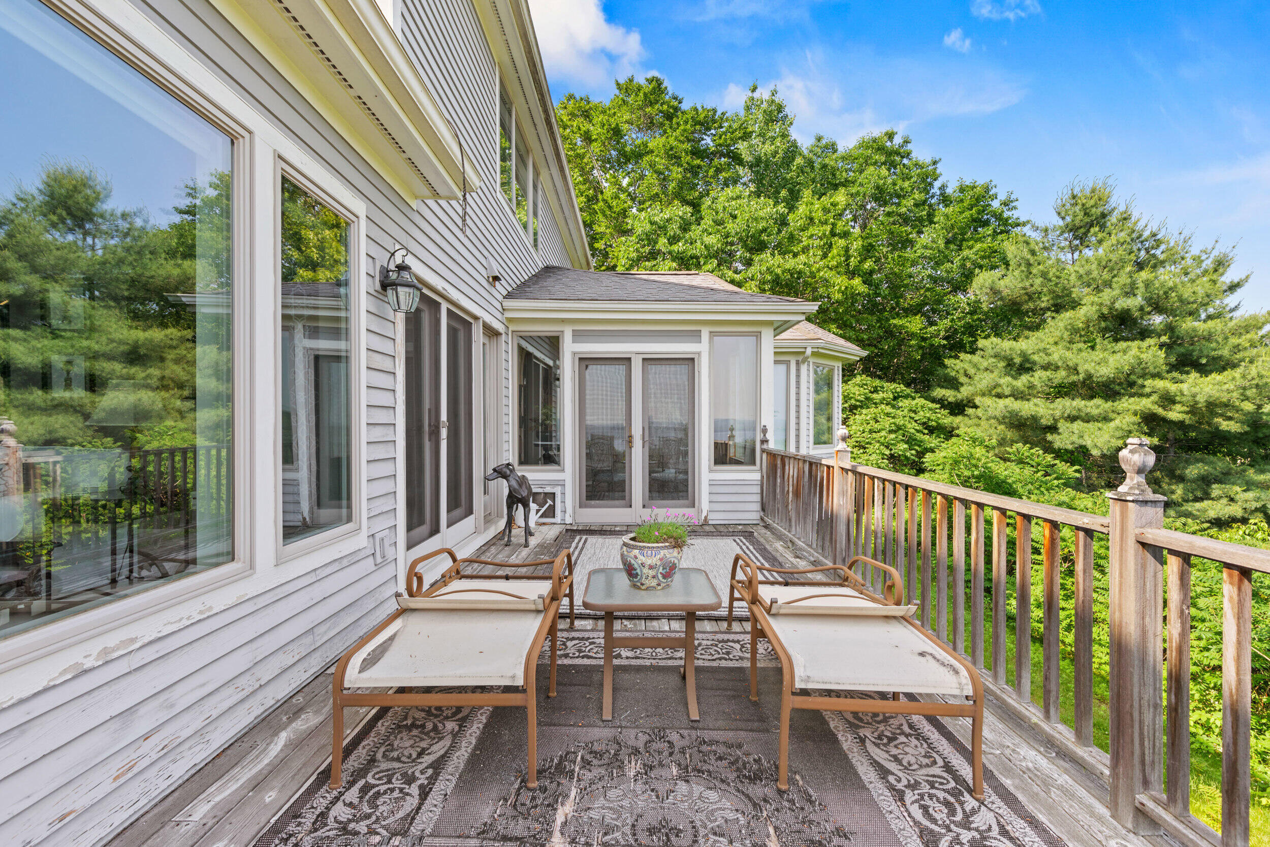33 Lakeview Lane