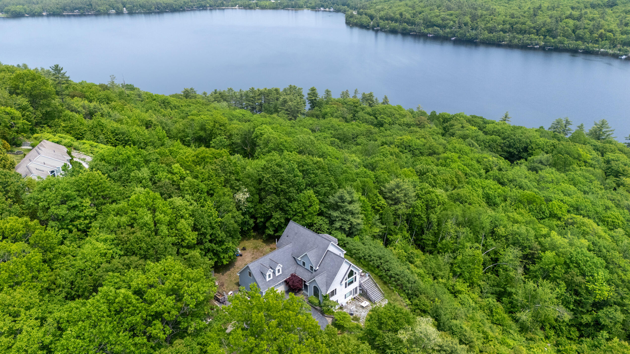 33 Lakeview Lane