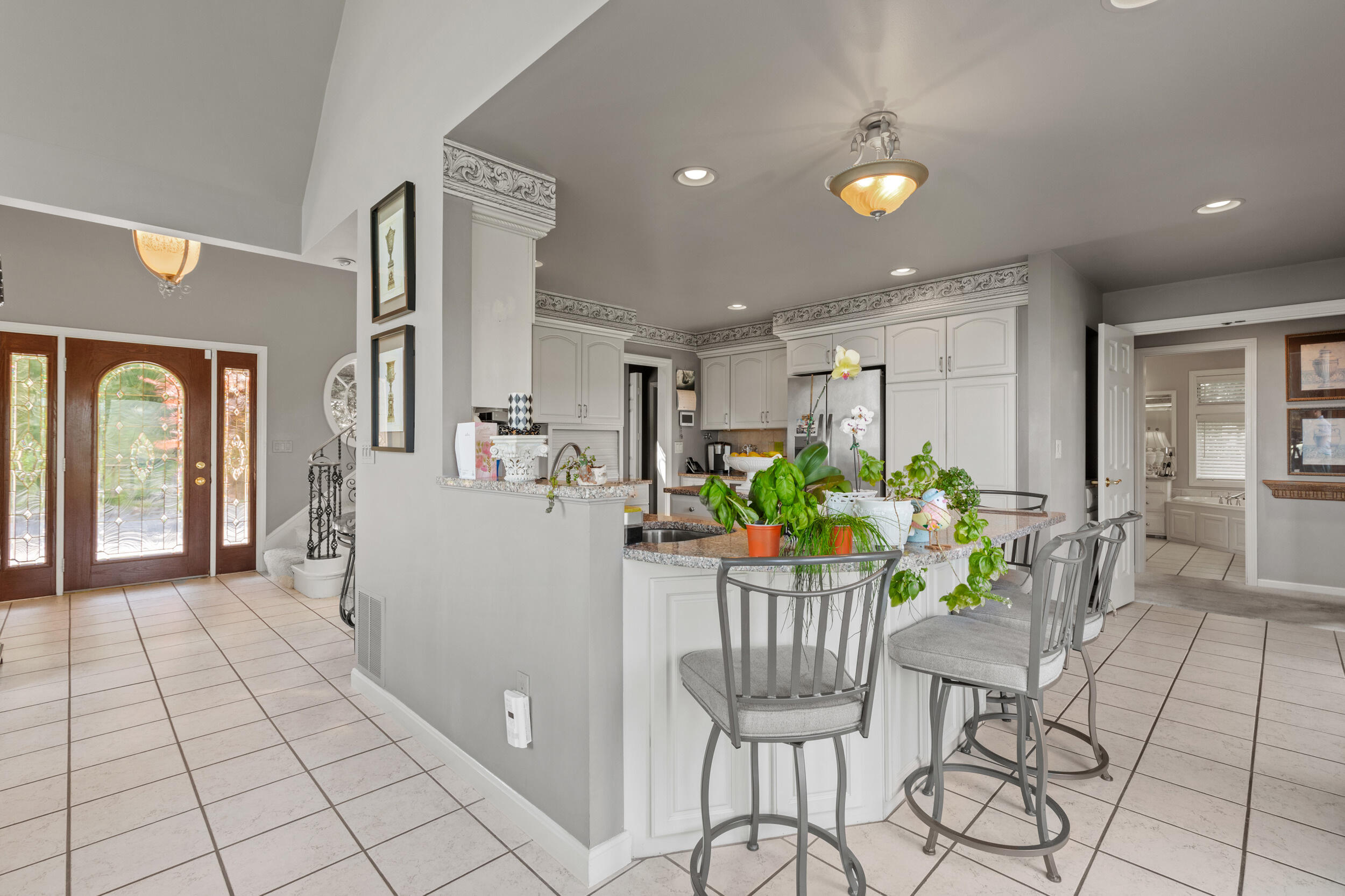 33 Lakeview Lane