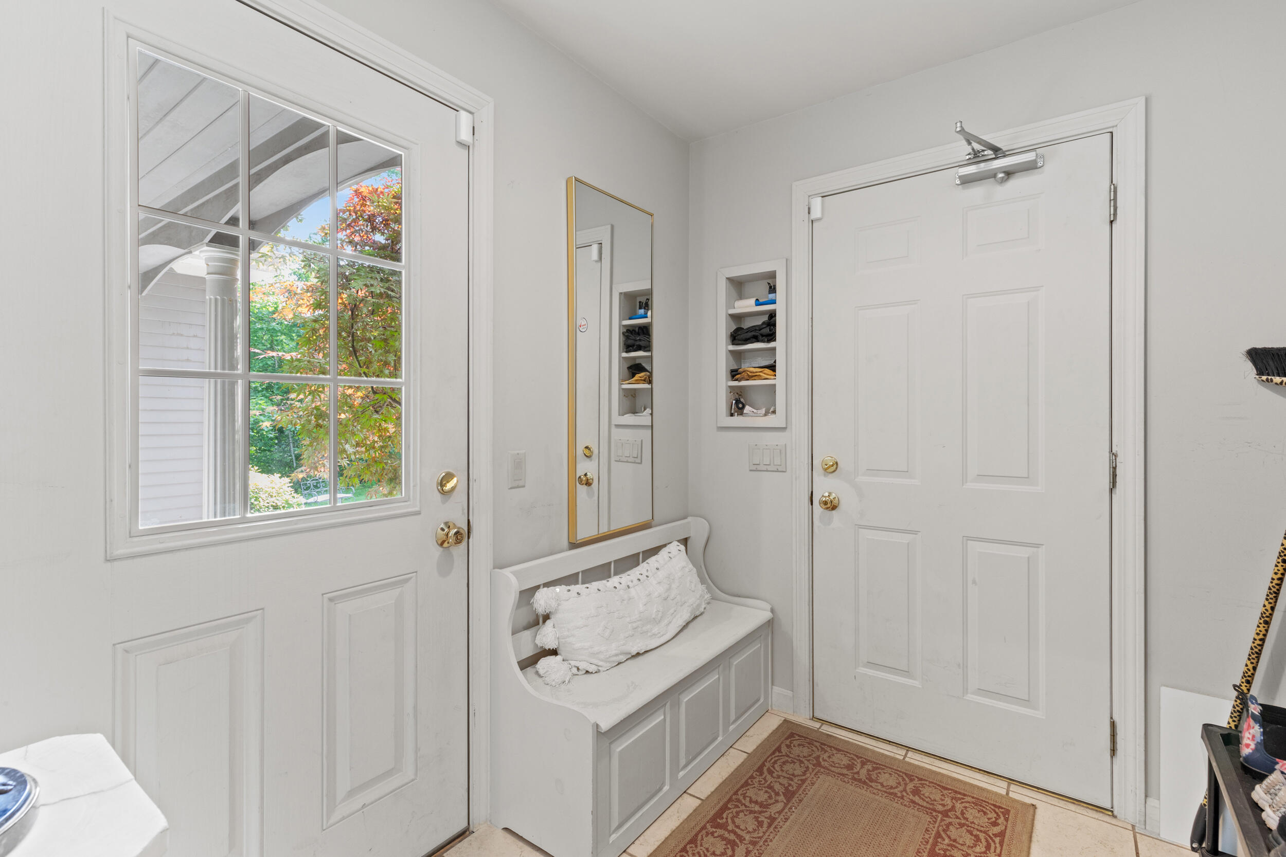 33 Lakeview Lane