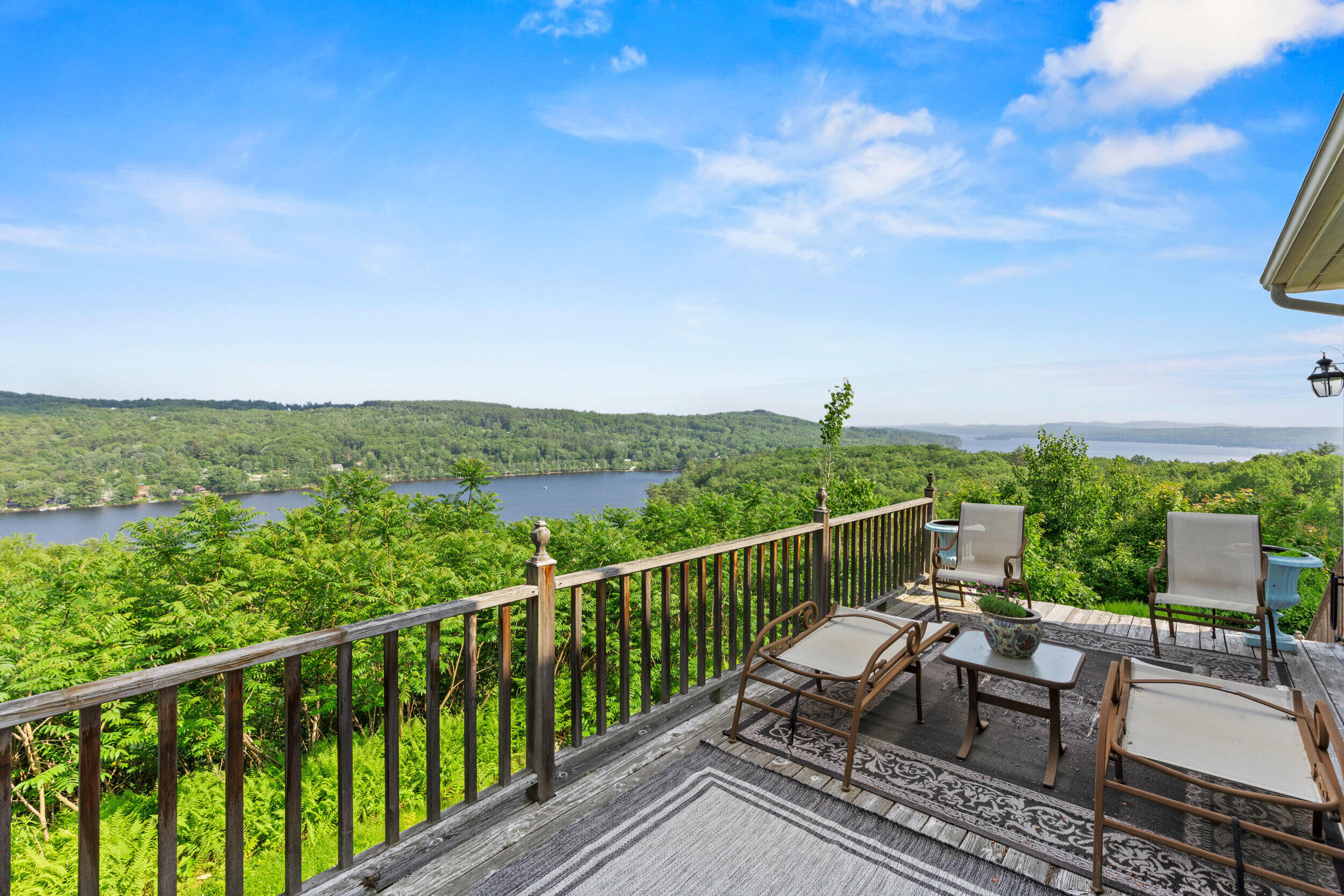 33 Lakeview Lane