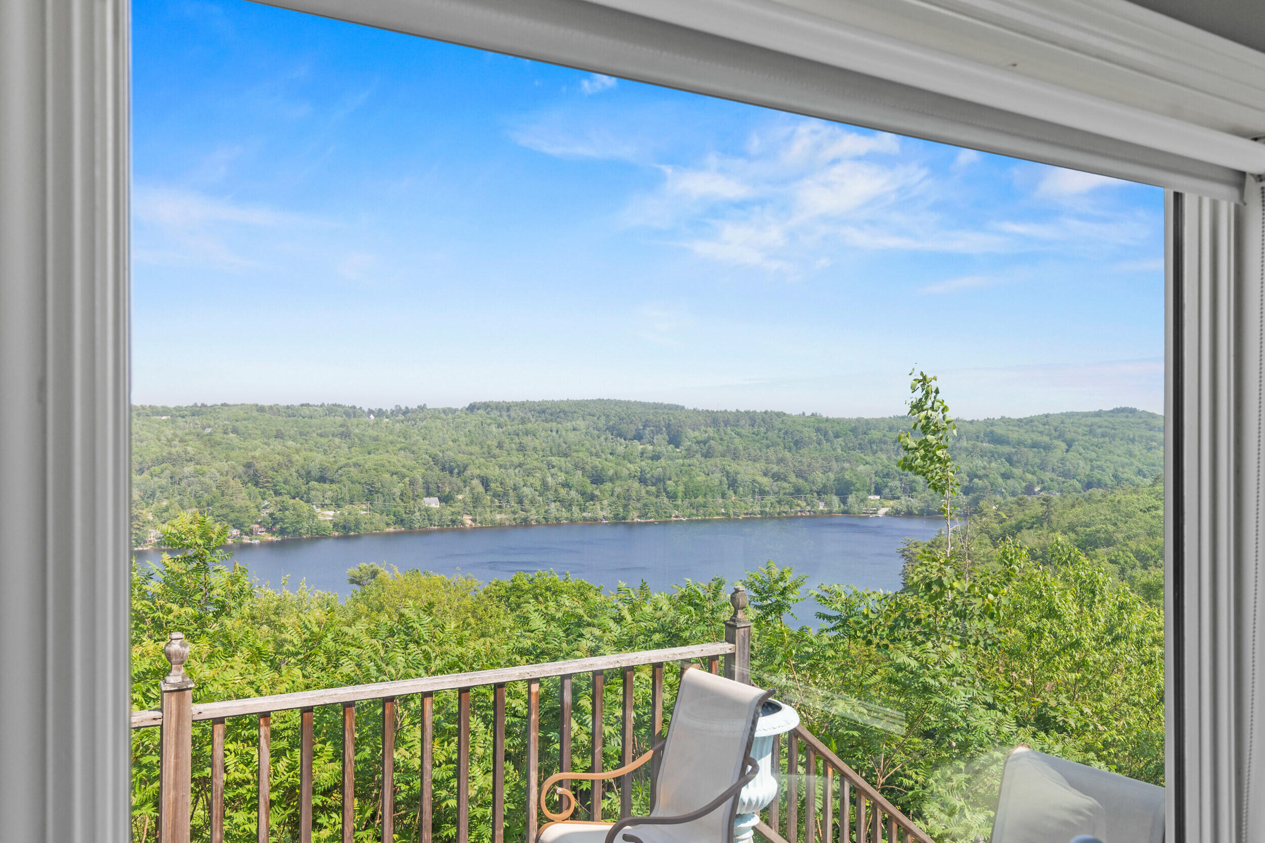 33 Lakeview Lane