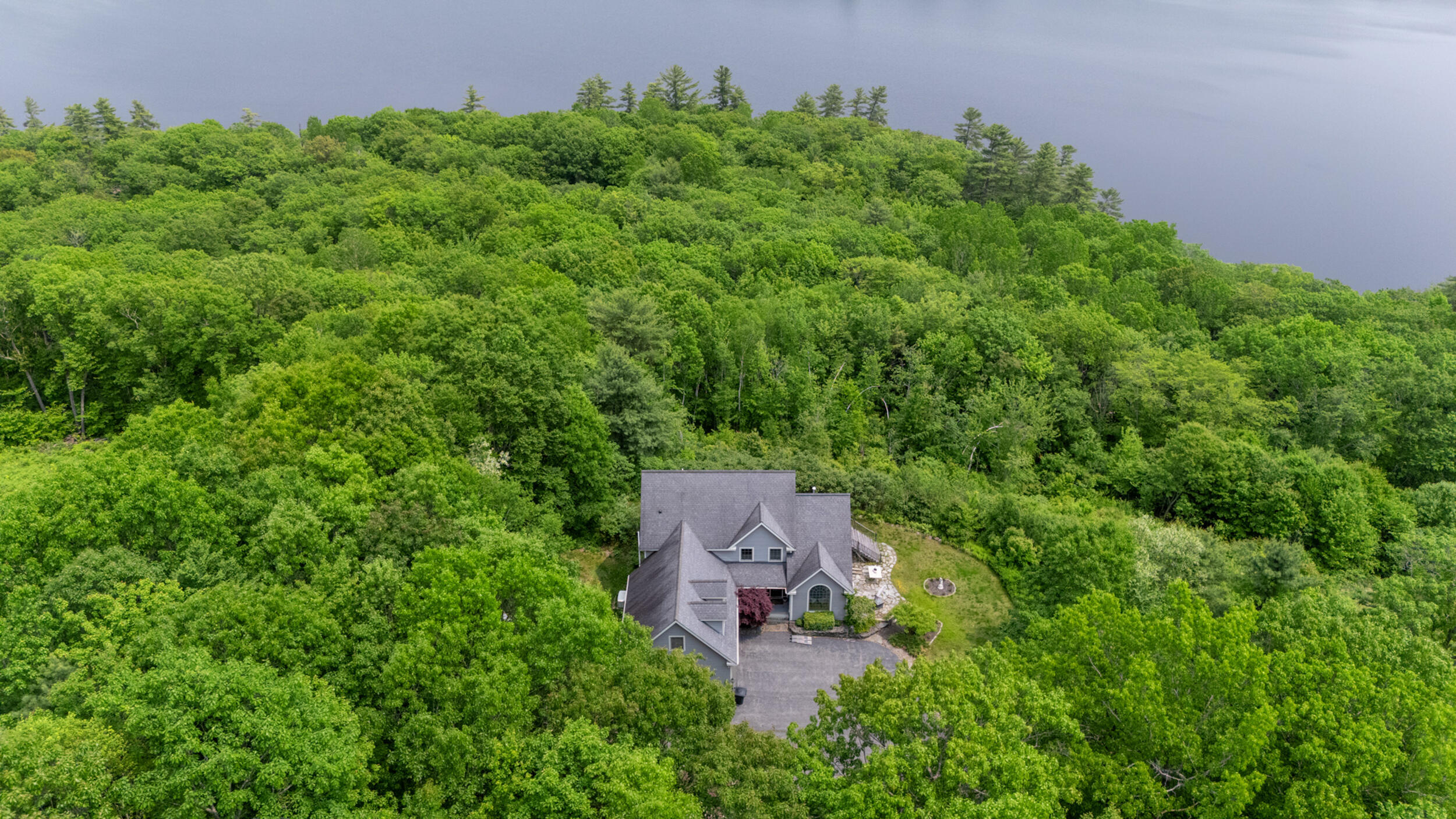 33 Lakeview Lane