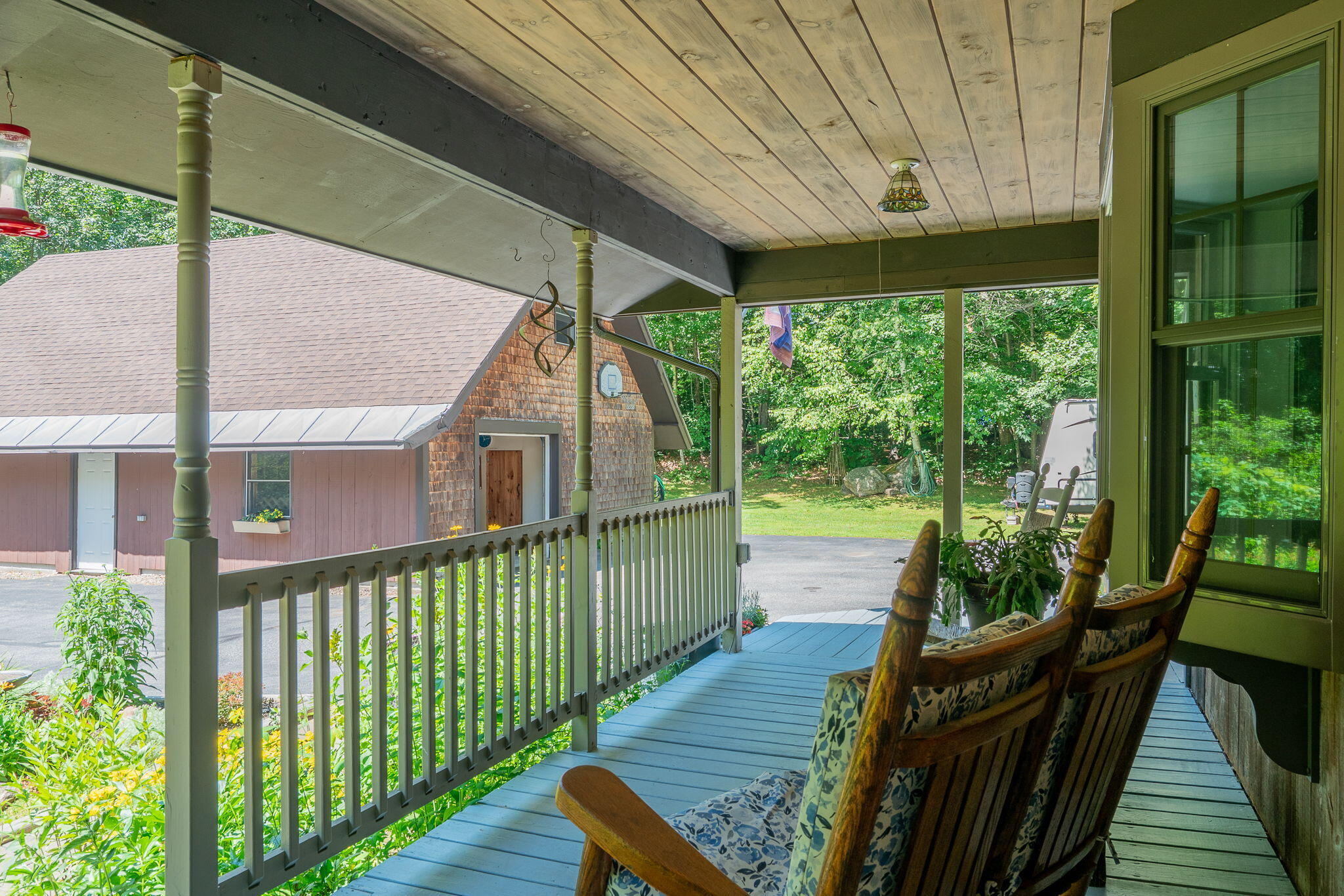 44 Road Between The Ponds