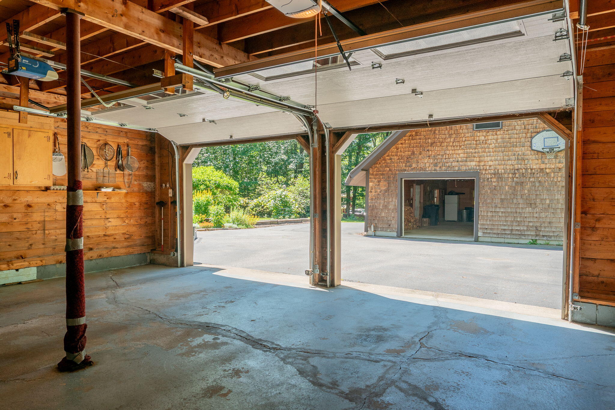 44 Road Between The Ponds