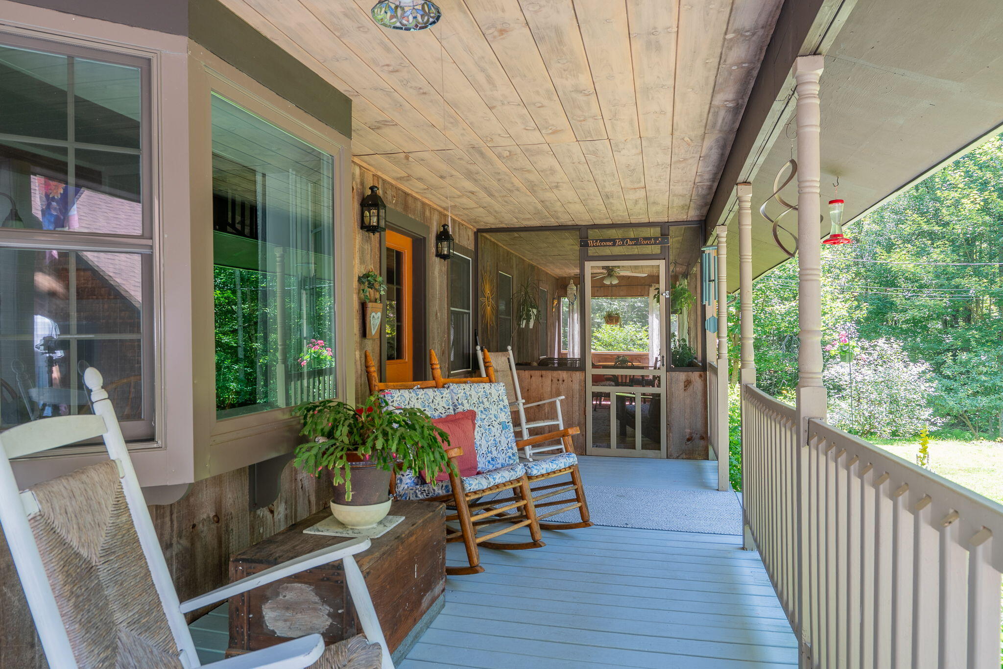 44 Road Between The Ponds