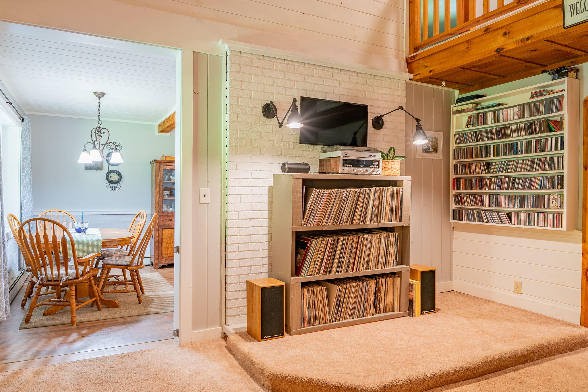 44 Road Between The Ponds