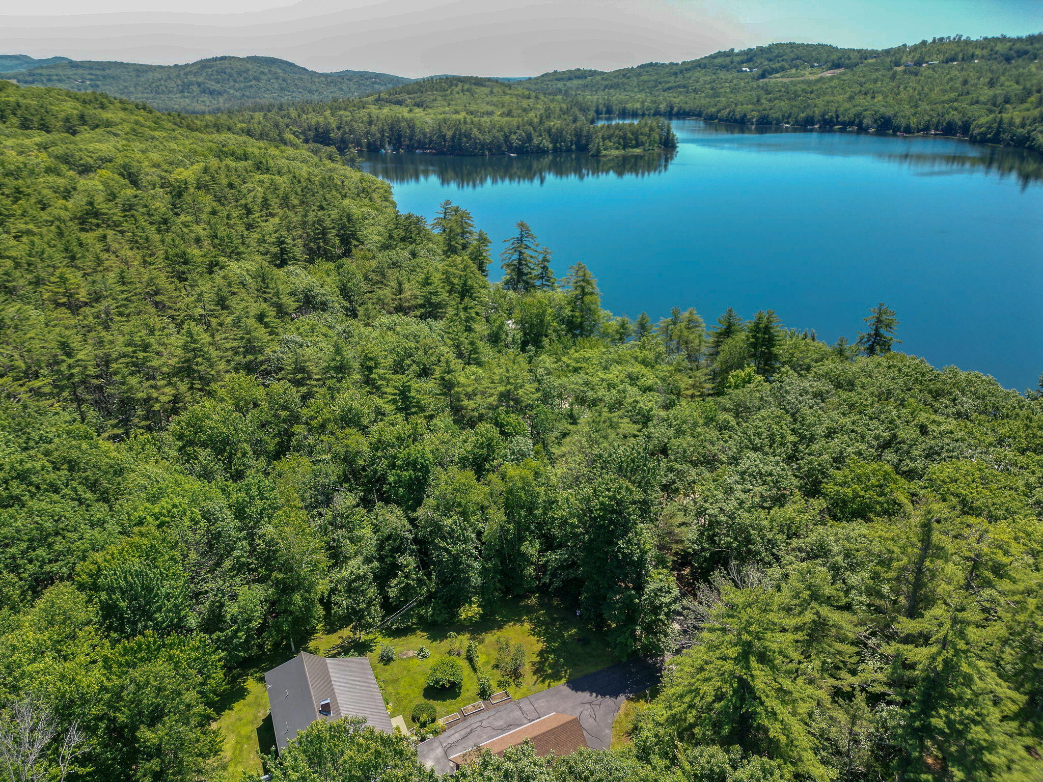 44 Road Between The Ponds