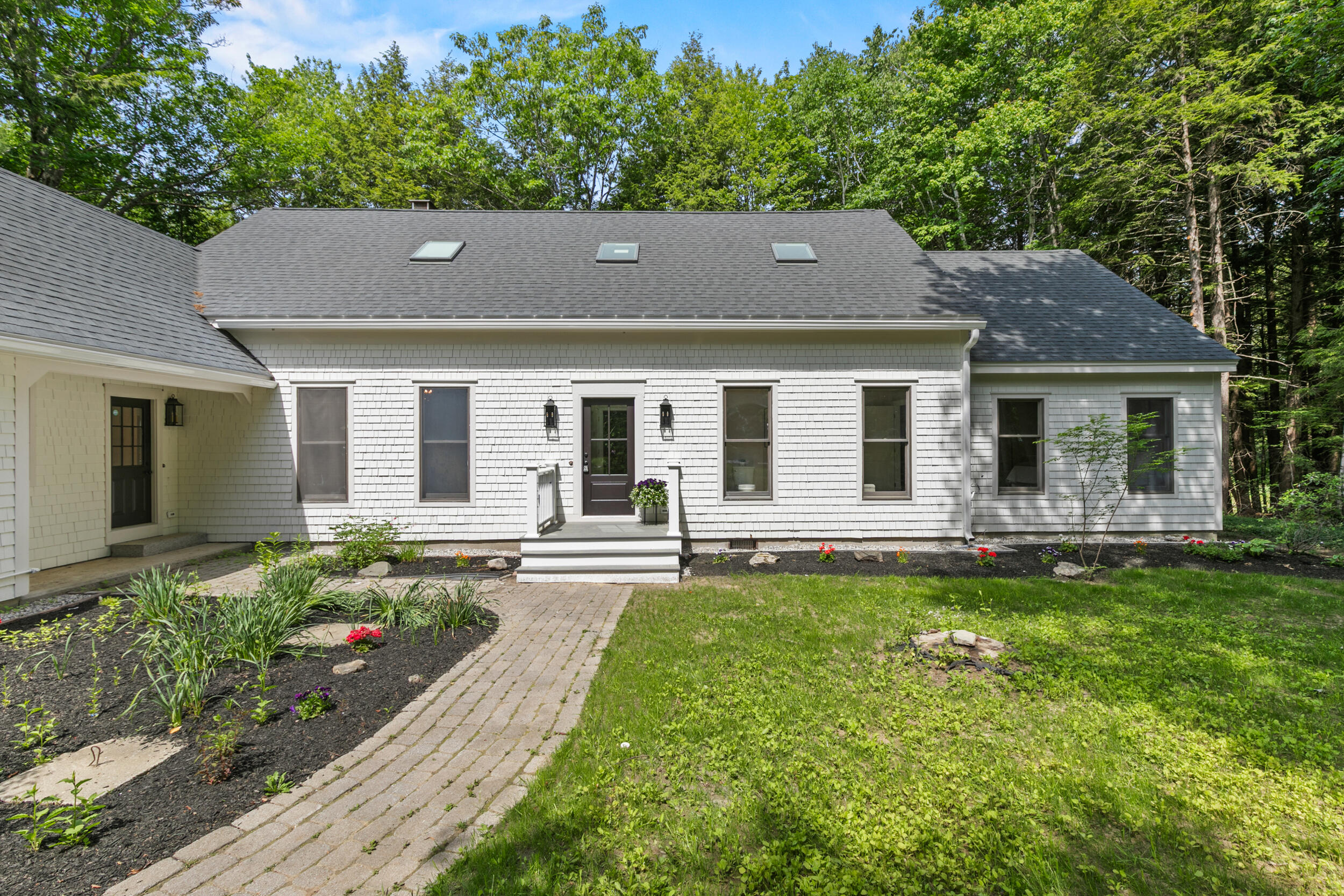 29 Pond Shore Drive