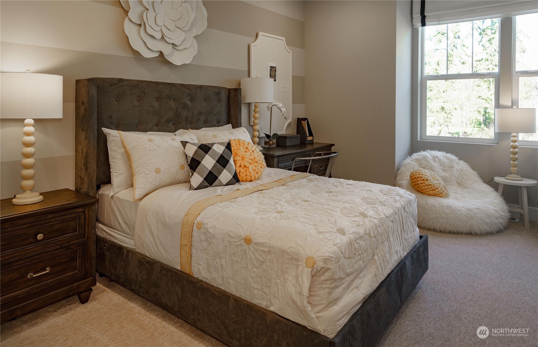 3906 NE 27th Place #02