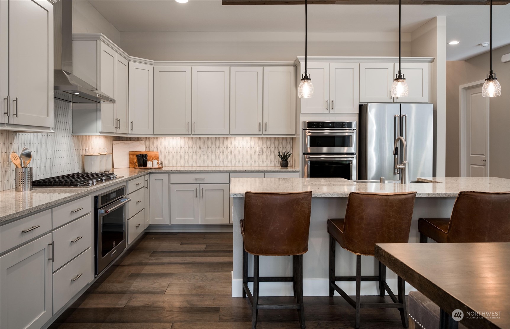 3906 NE 27th Place #02