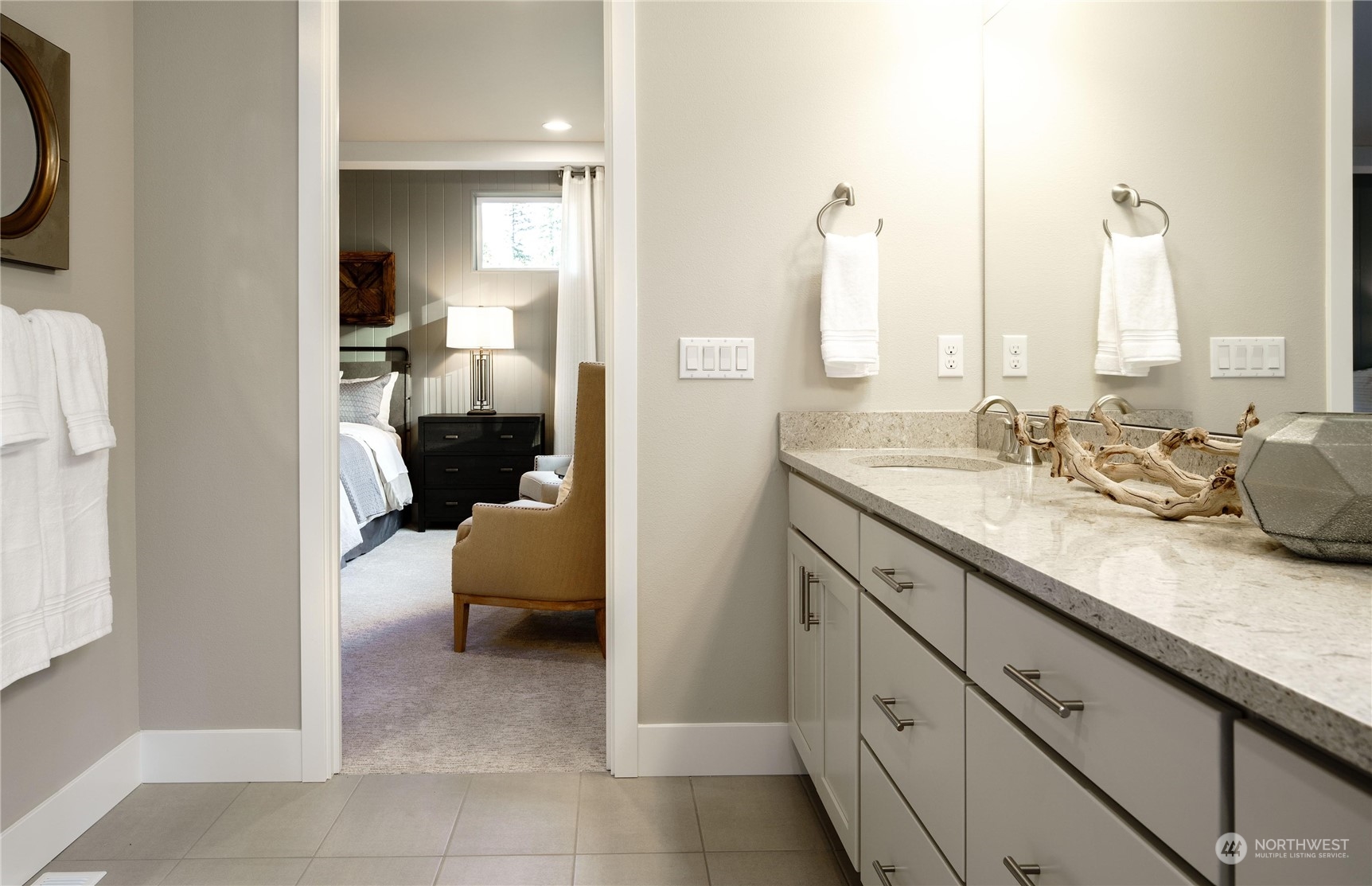 3906 NE 27th Place #02