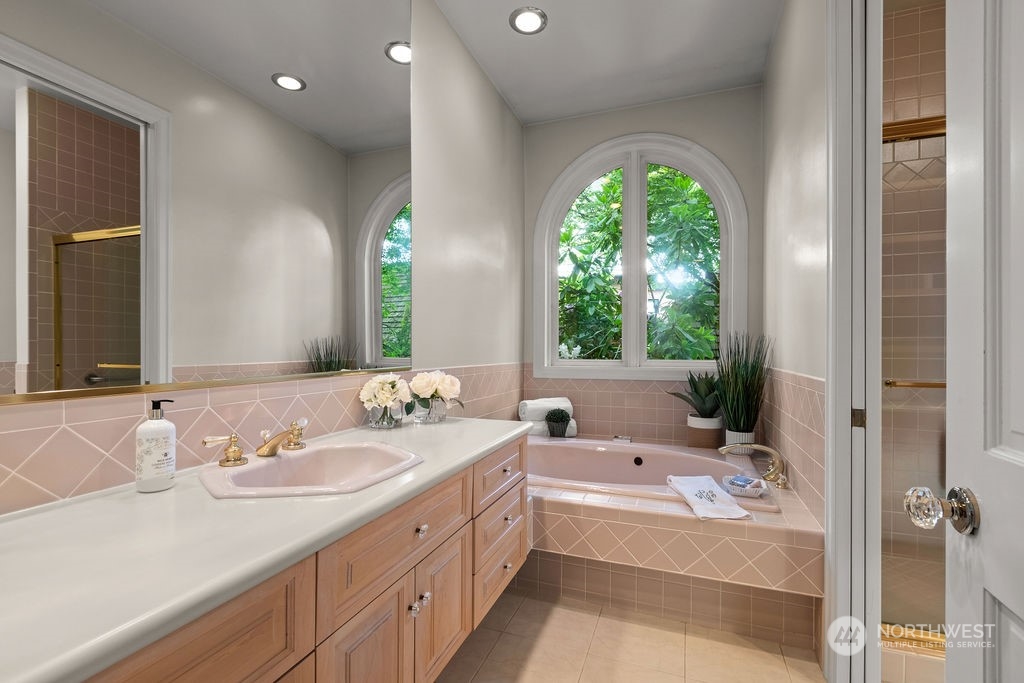 37 Country Club Drive SW #B