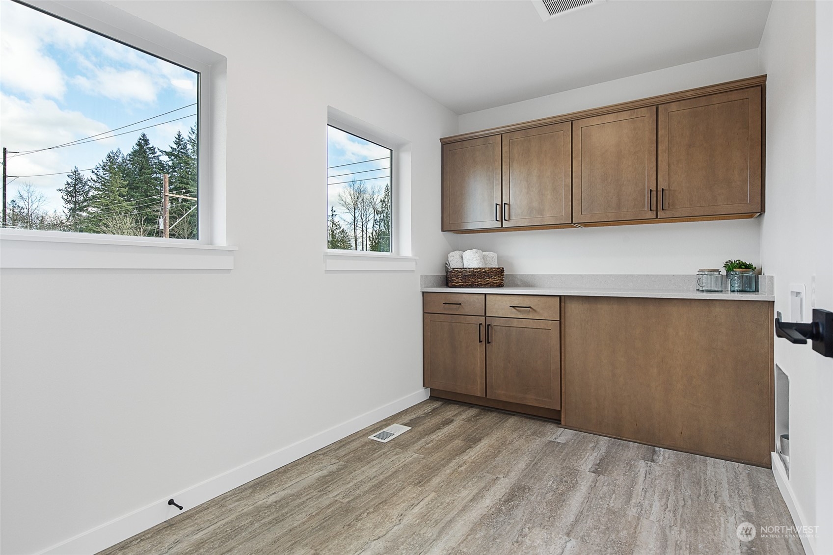 14210 56th Avenue Ct E