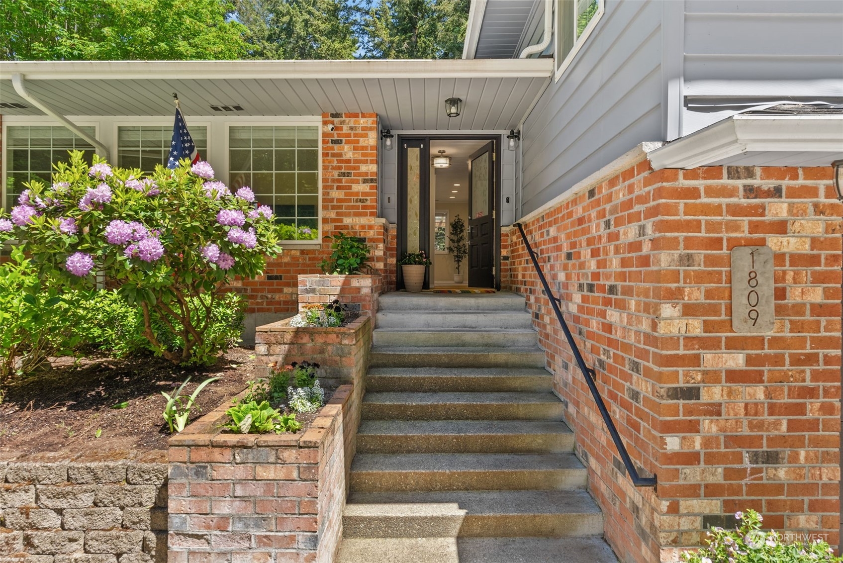 1809 Clorindi Circle NW